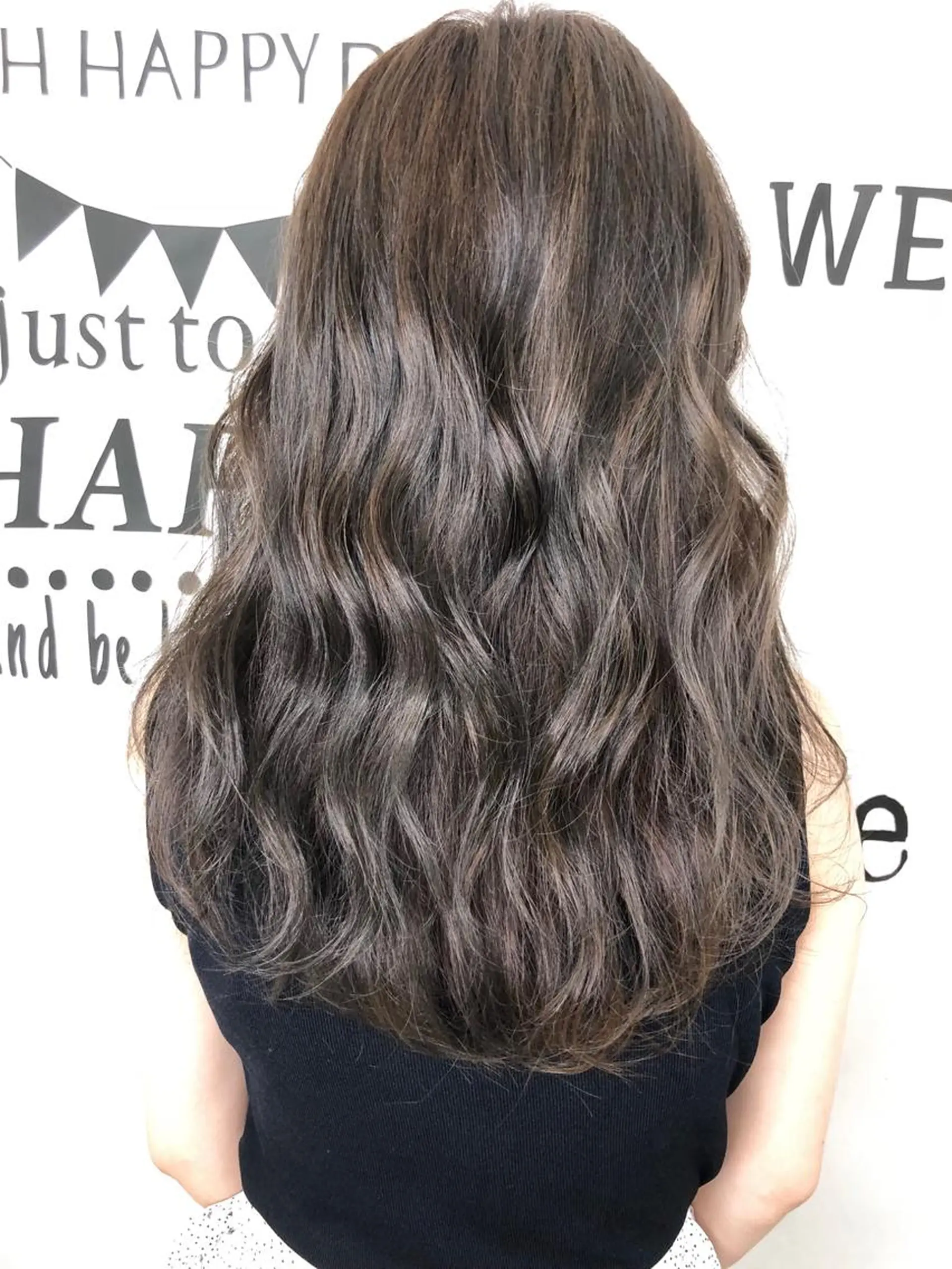 セミロング アッシュ アッシュグレー アッシュグレージュ ショートが得意✂️ 藤城建太のヘアスタイル