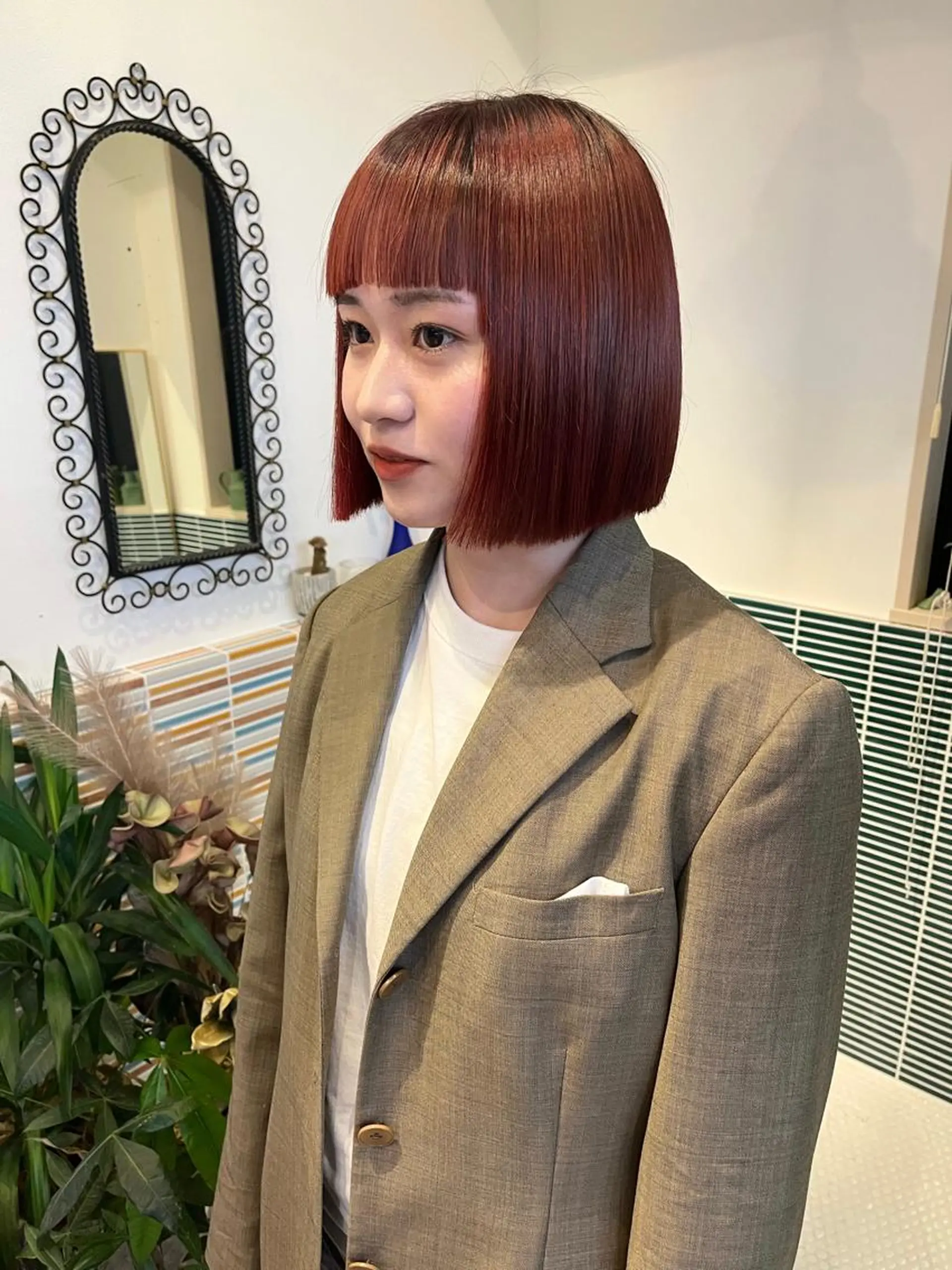 ミディアム カラー ブリーチ ヘアカラー トリートメント 🩷ハイトーン透明感 レイヤー🩷ユリカのヘアスタイル