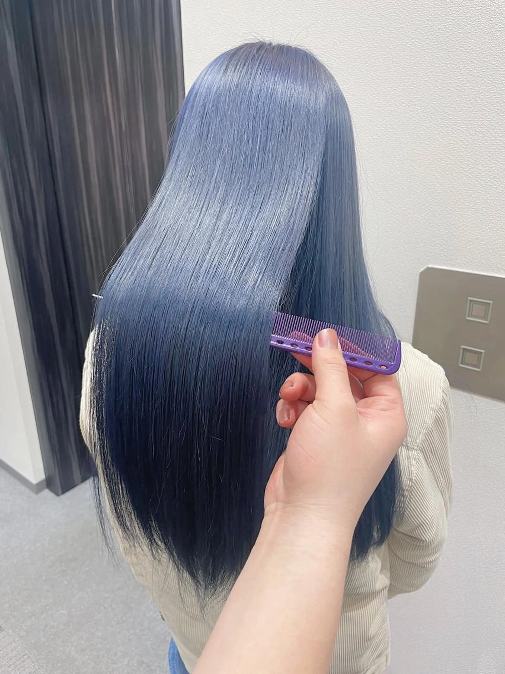 ロング カラー ikuma/ ミルクティーのヘアスタイル