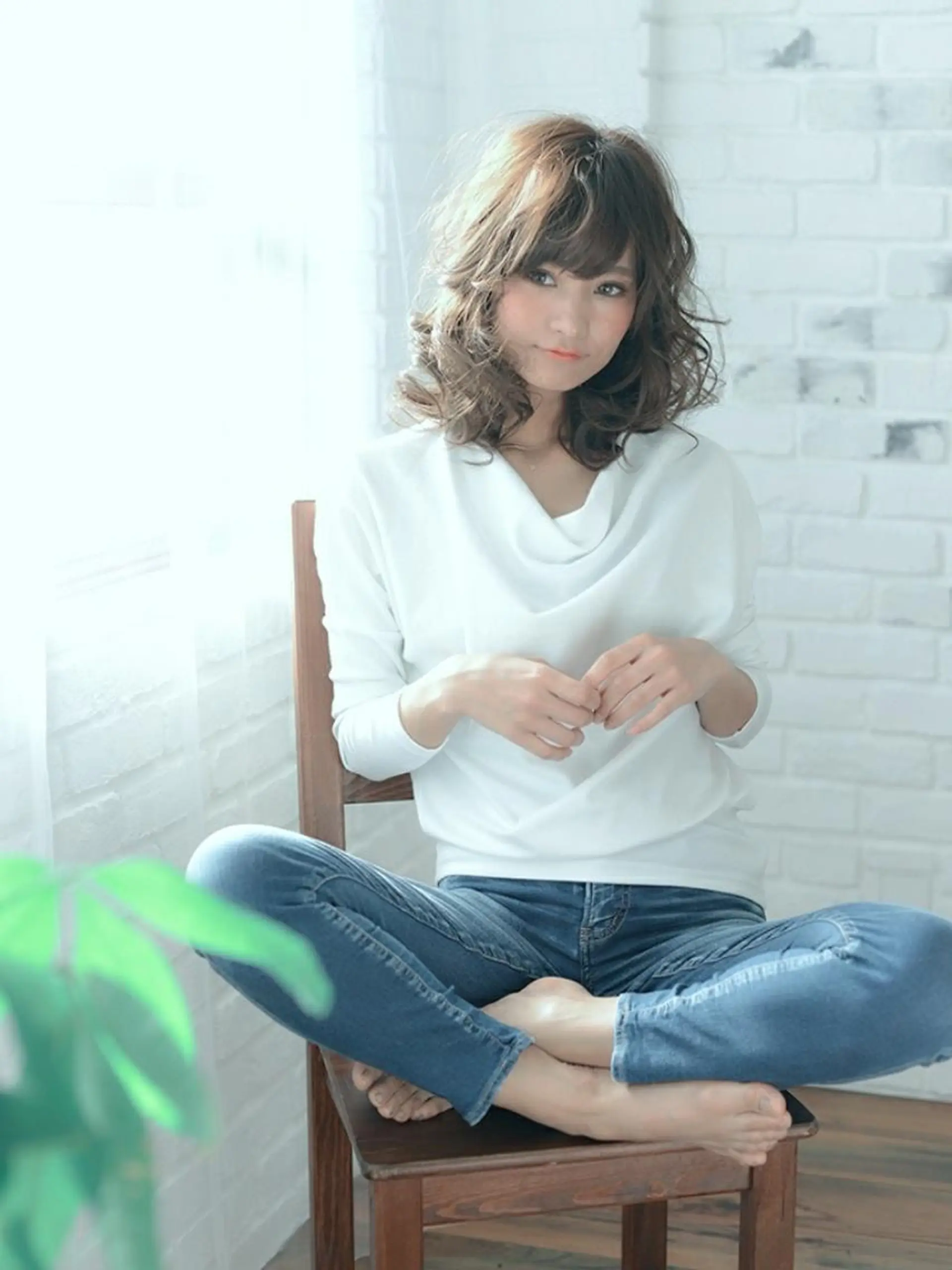 セミロング カラー パーマ 黒川 真実のヘアスタイル