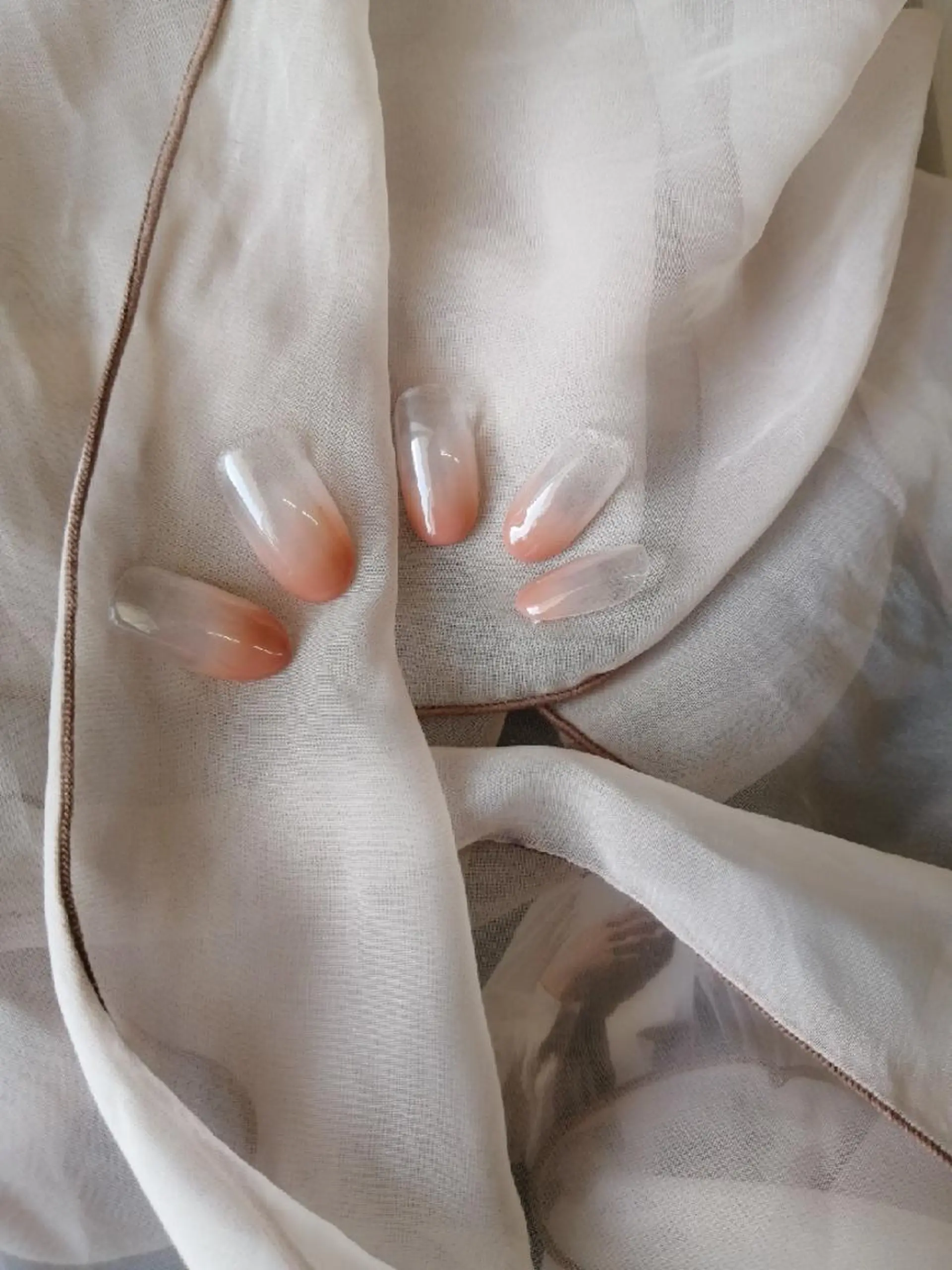 ネイル グラデーション ハンドネイル EARTH coiffure beaute　ふじみ野店所属・EARTHふじみ野 ネイル　森花鈴のネイルデザイン