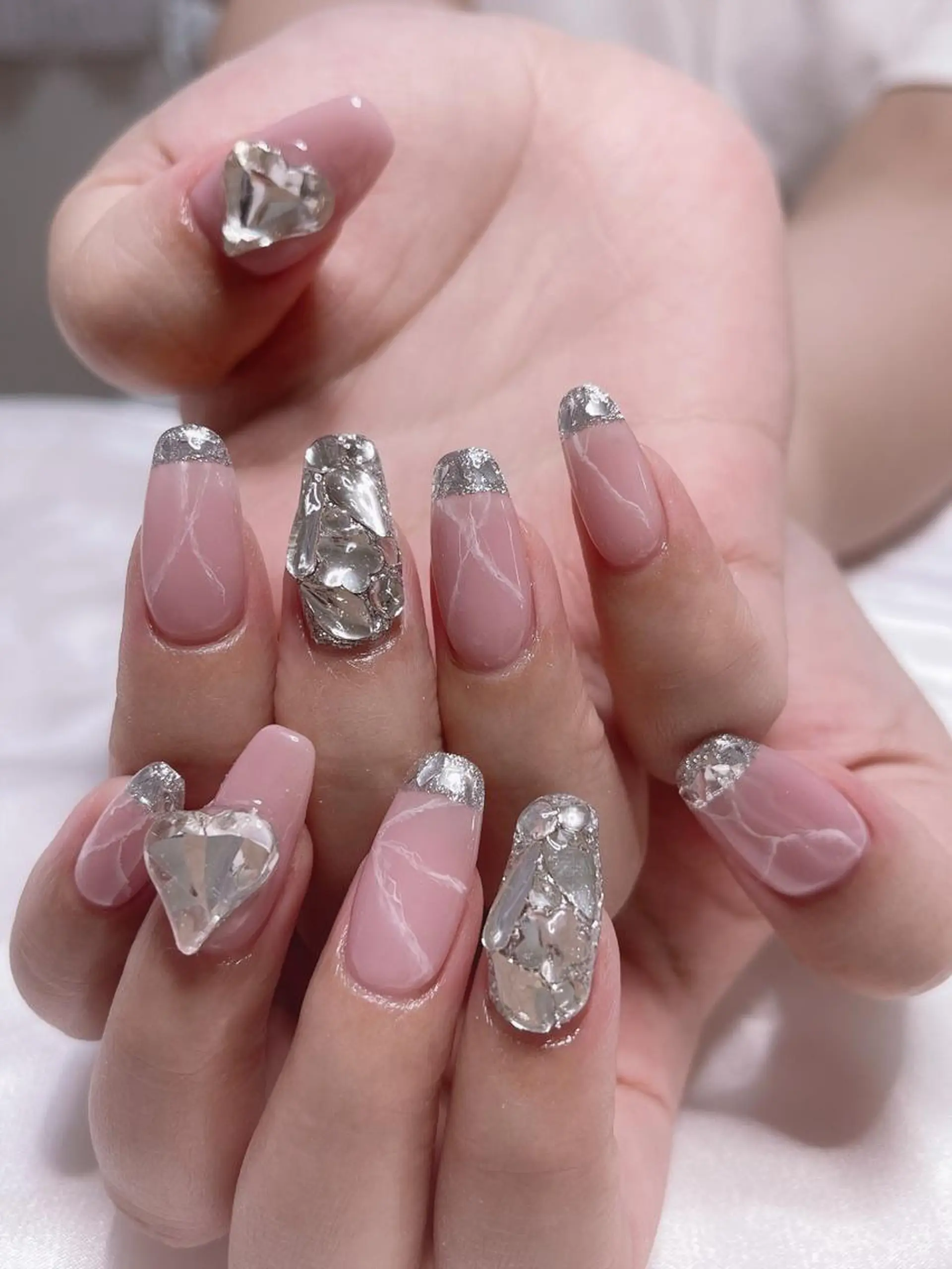 ネイル ジョリ kasumi🌹💅のネイルデザイン