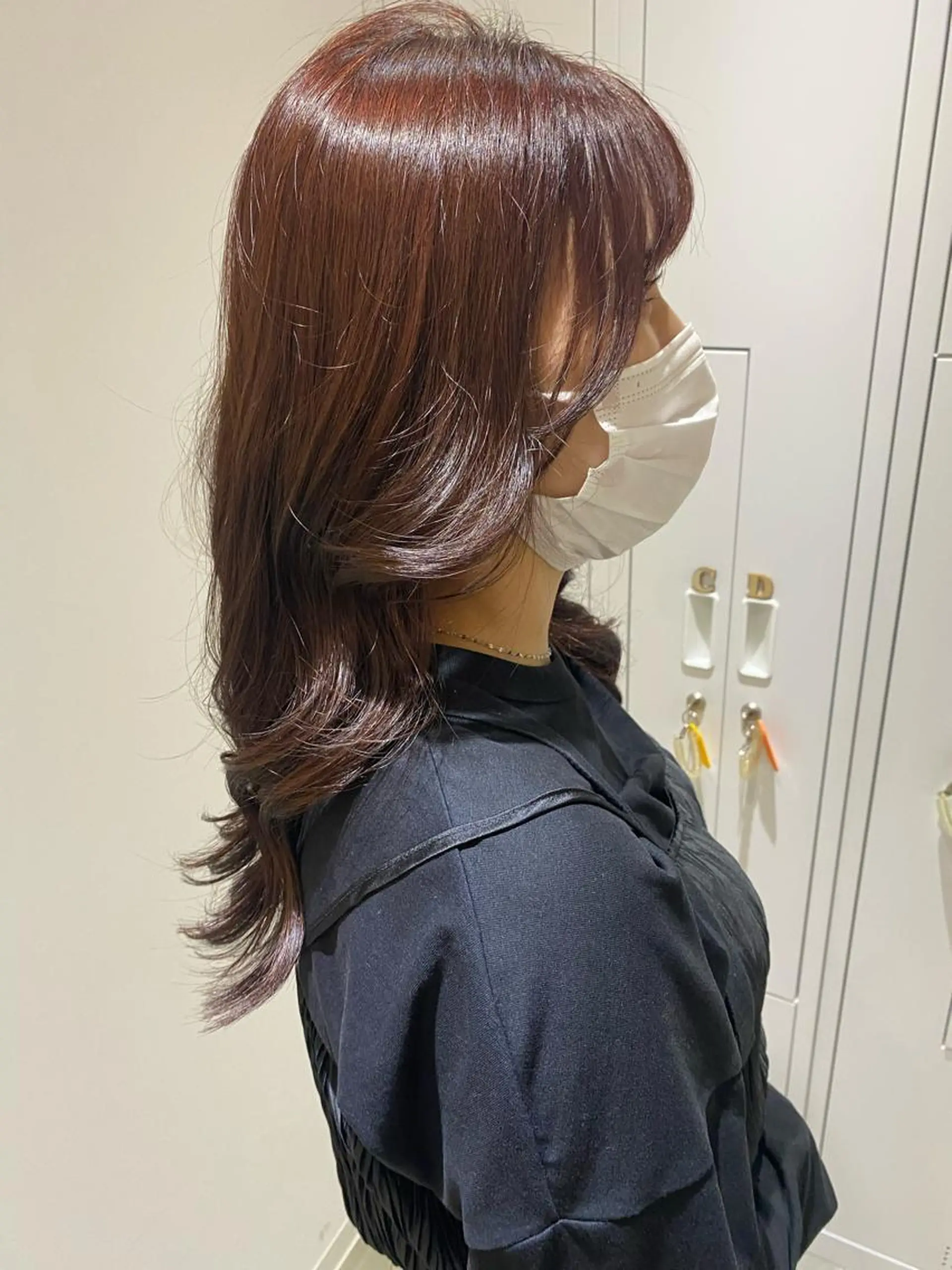 ロング ピンクブラウン 伊藤 愛美のヘアスタイル