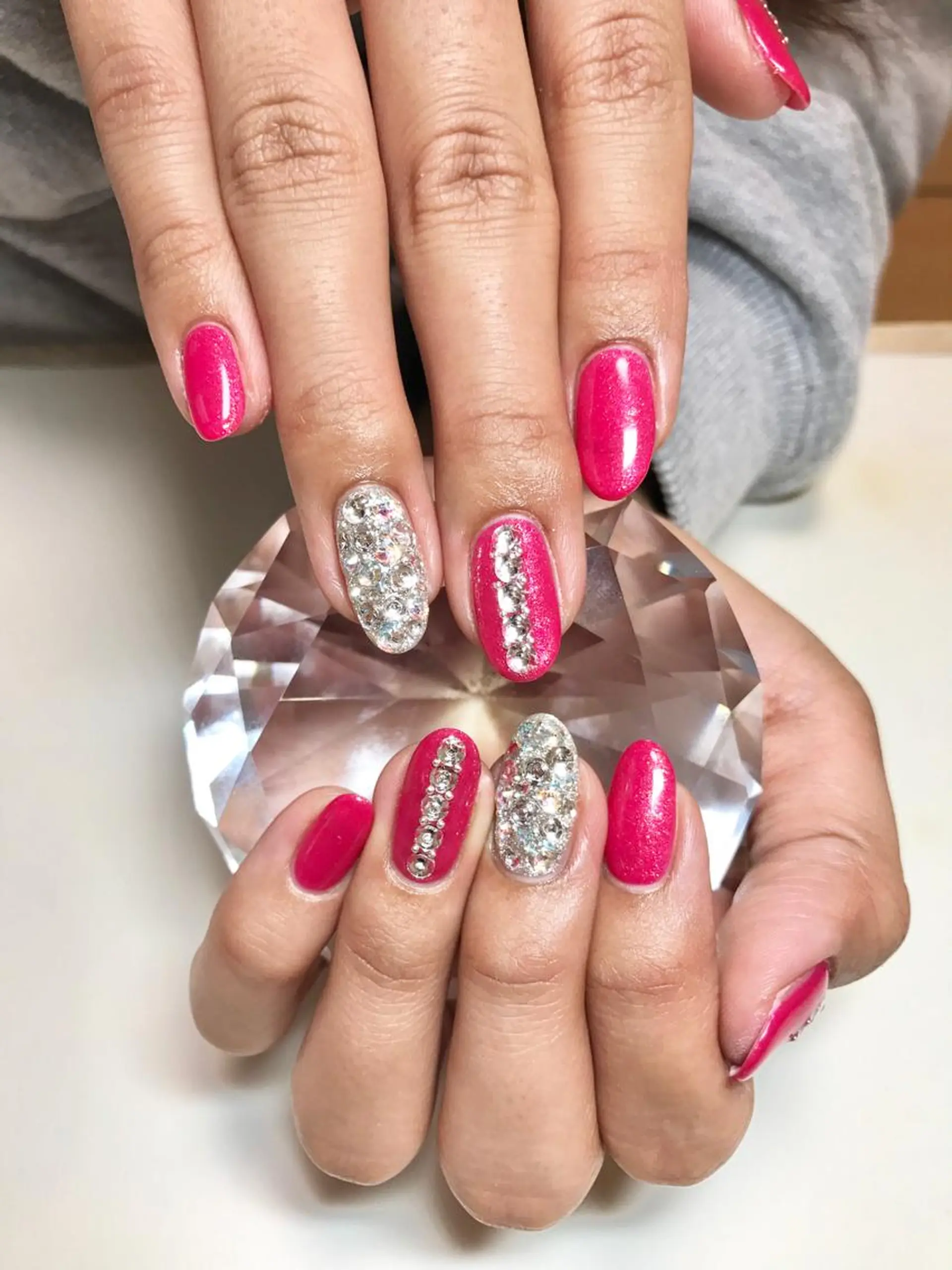 ネイル ストーンネイル 'mm所属・'mm  (ミリ) ＭＡＮＡＭＩのネイルデザイン