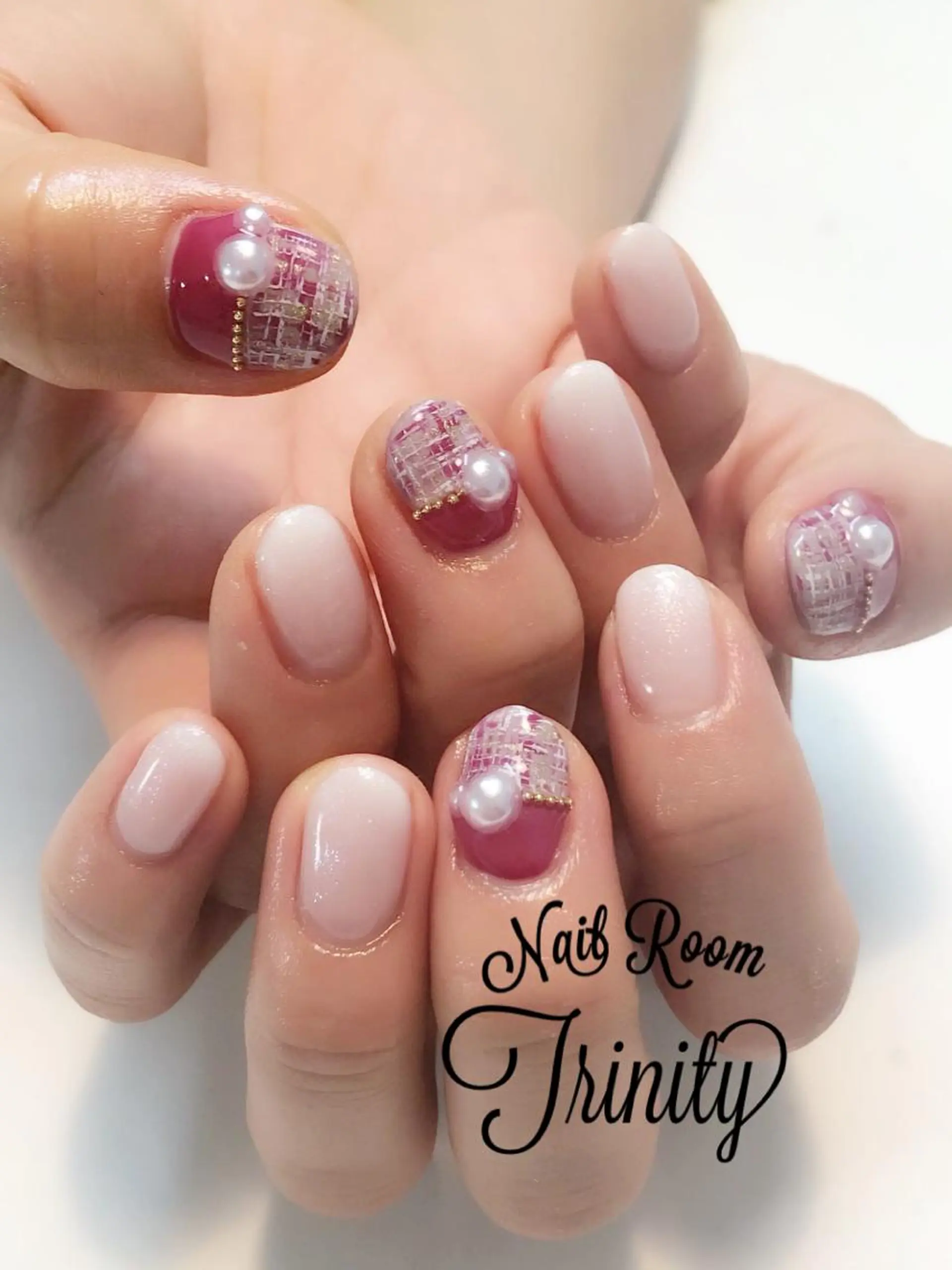 ネイル Trinity ネイリストスタッフのネイルデザイン