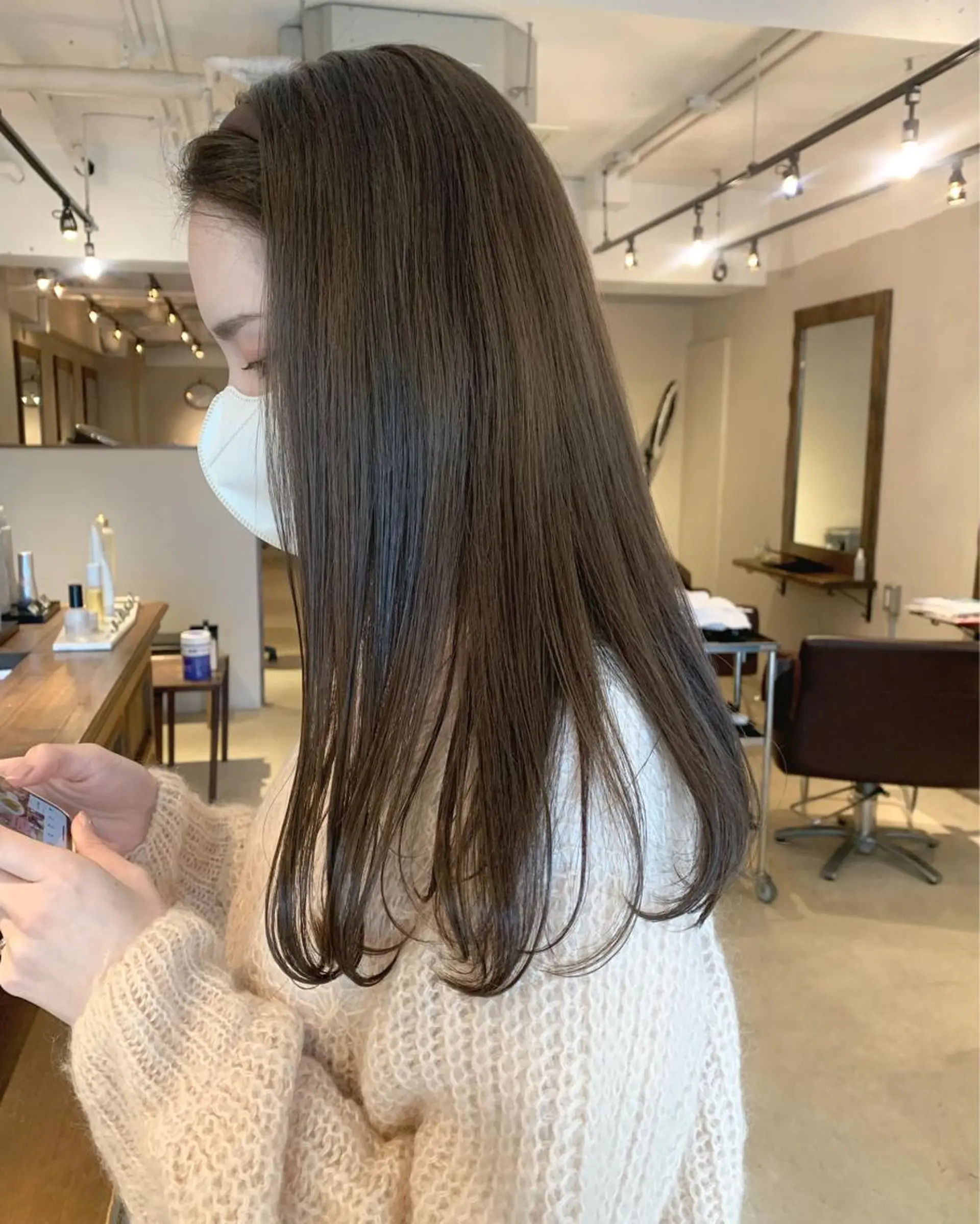 ロング カラー 透明感/オリーブ/ グレージュ/YUKAのヘアスタイル