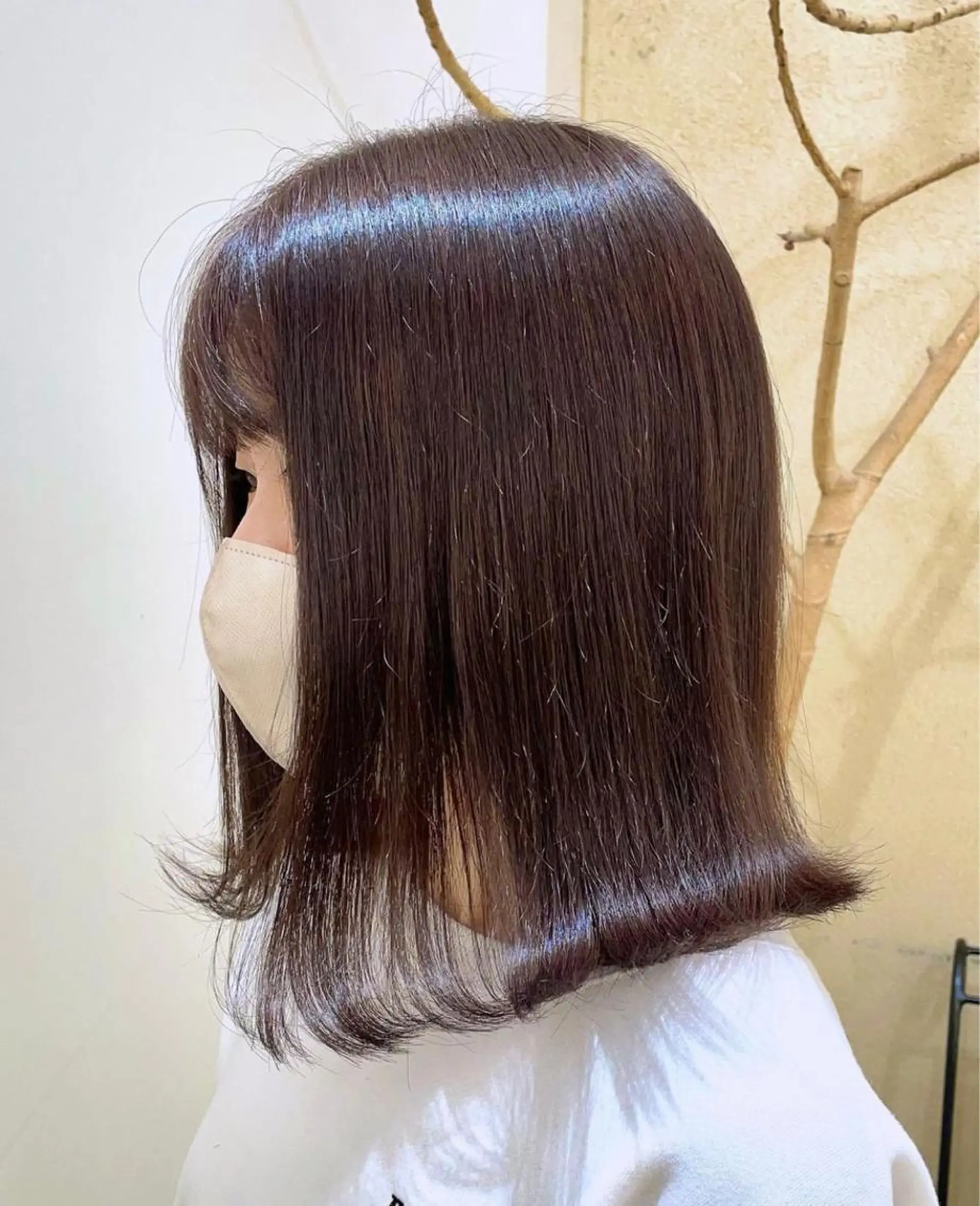 セミロング カラー ブラウンカラー ラベンダーカラー ラベンダーブラウン 塩谷 雪花のヘアスタイル