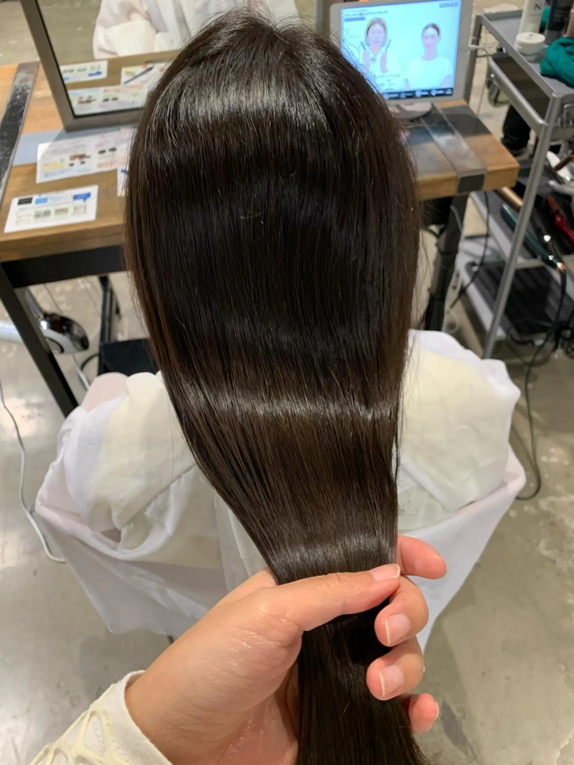 ミディアム トリートメント 透明感カラー/レイ ヤー/Nana🌈のヘアスタイル