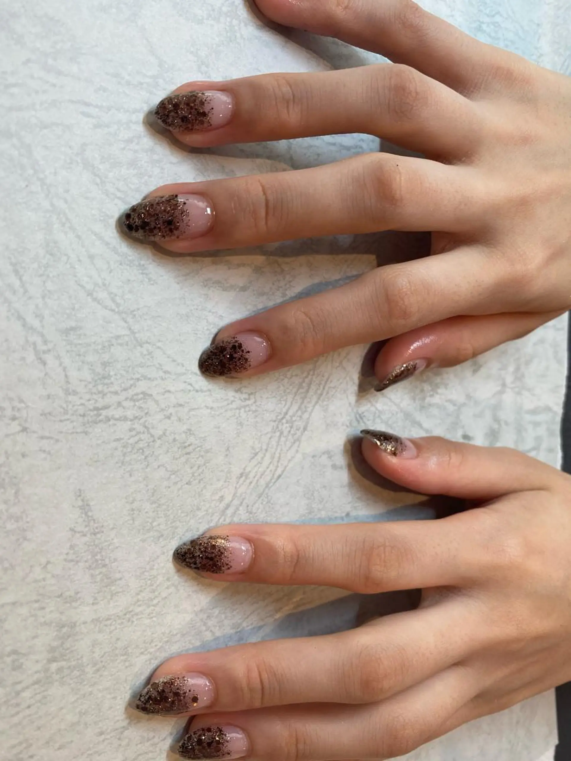 ネイル ブラウン ラメ(グリッター) ラメグラデーション NAIL Salon IP所属・長谷川 奈緒美のネイルデザイン