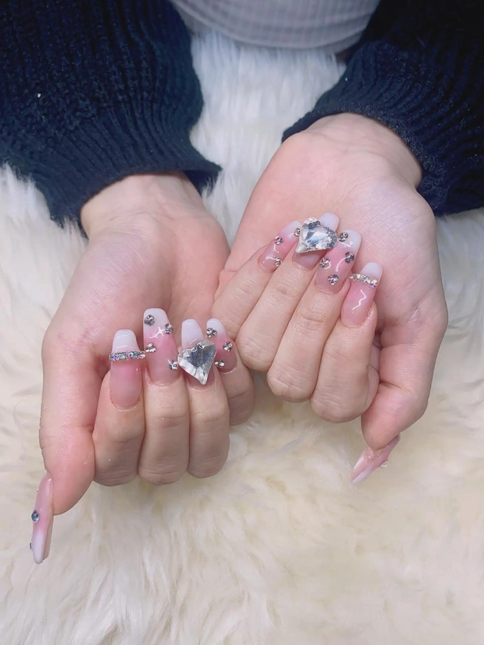 ロング ハンドネイル ハンドケア 💜MIYA nail川崎店のネイルデザイン