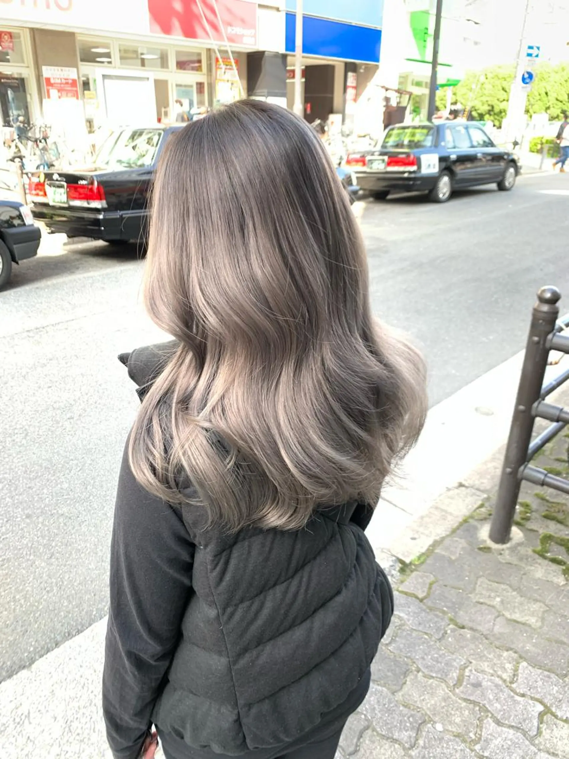 セミロング カラー パーマ ヘアアレンジ メンズ キッズ ネイル マツエク・マツパ LINDOTOKYO梅田所属・酸性ストレート 髪質改善大槻勇樹のヘアスタイル