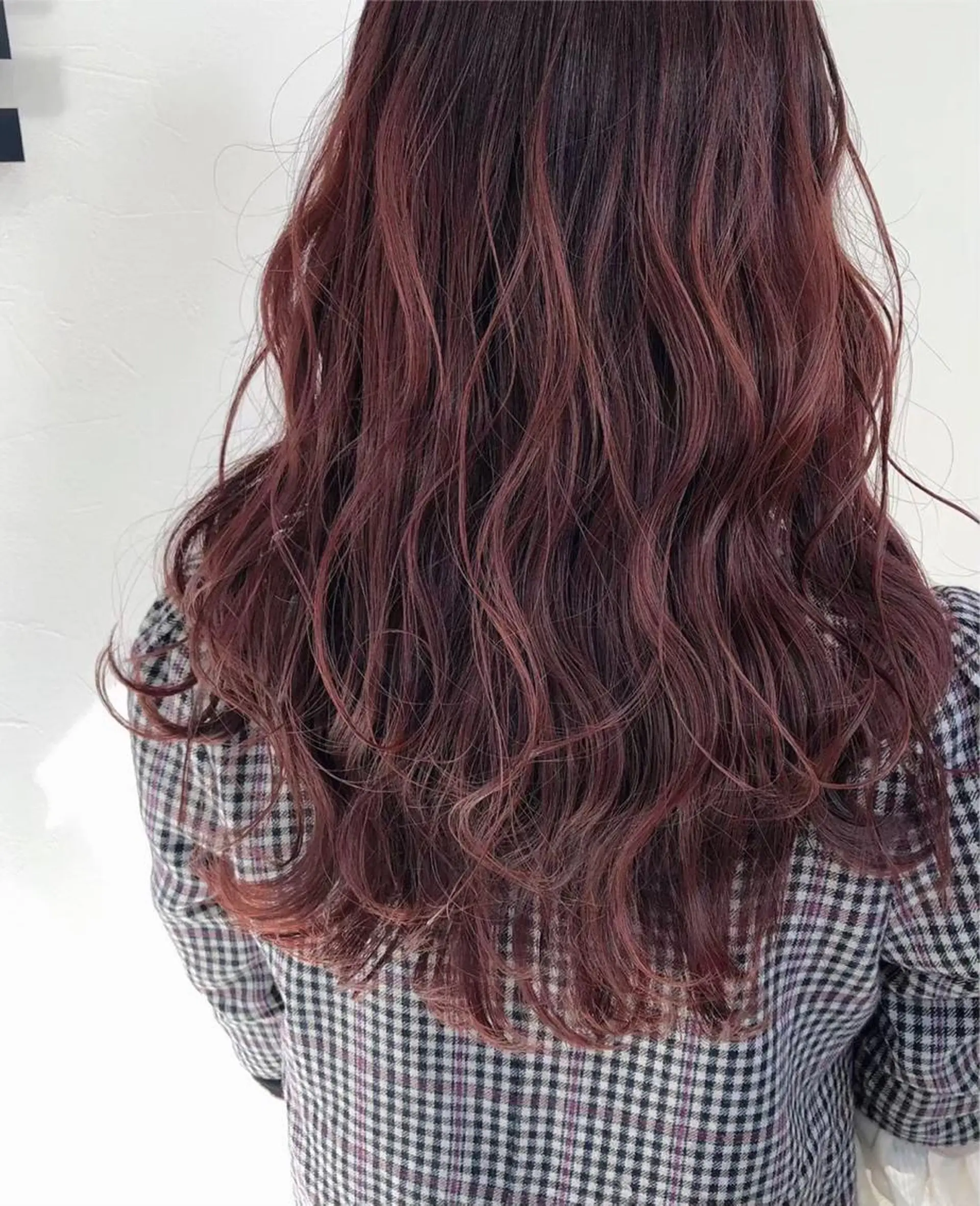 ロング カラー レッドカラー 🩵髪質改善🩵 韓国ヘア🩵花澤みりのヘアスタイル