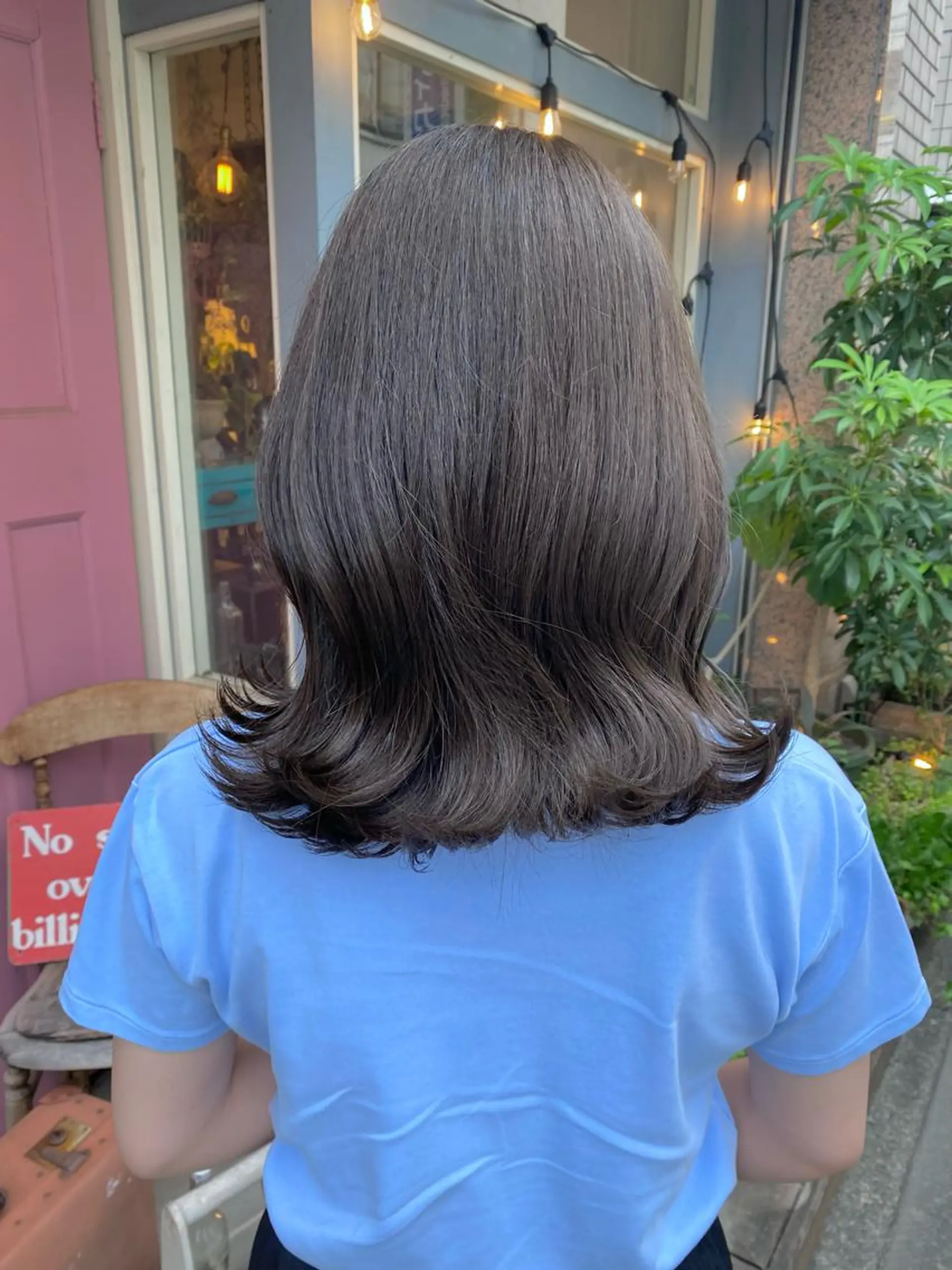 ミディアム カラー グレージュ オリーブグレージュ オリーブグレー ヤスザトアヤノ /レイヤー/オリーブのヘアスタイル