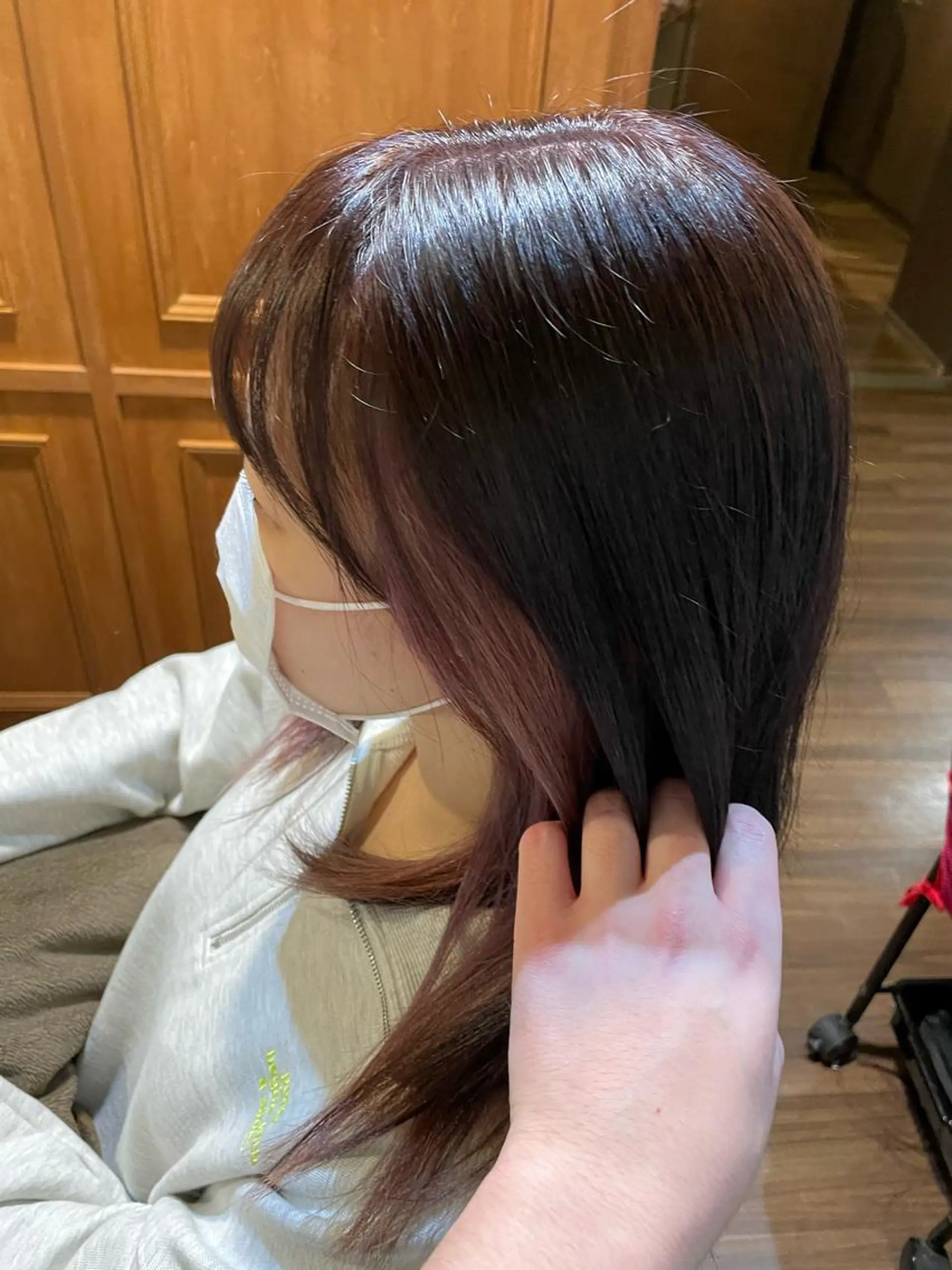 ミディアム カラー ピンクカラー ホワイトピンク 山本 純平のヘアスタイル