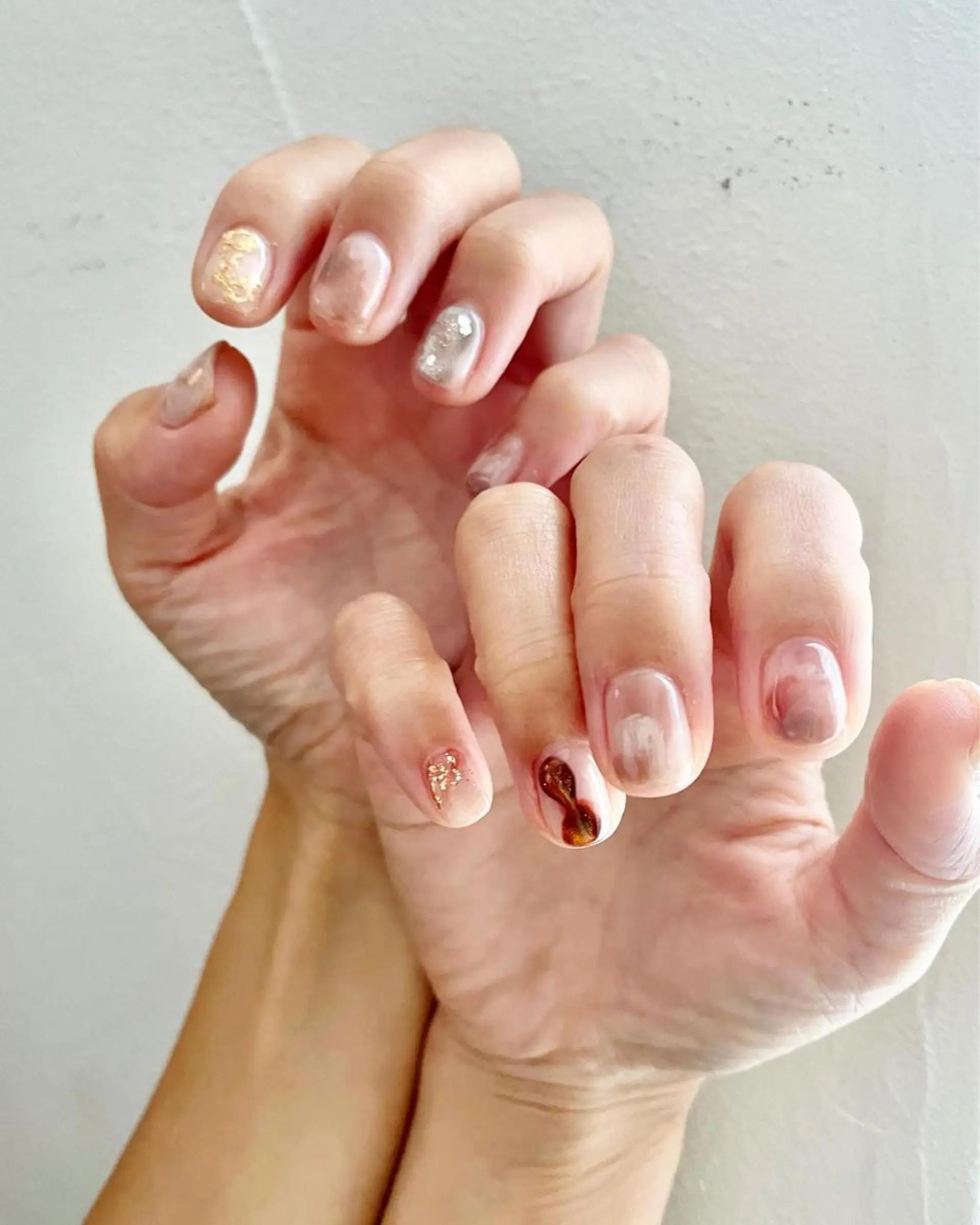 ネイル クリアネイル フットネイル ジェルネイル 韓国ネイル ニュアンスネイル 甲府市徳行 🧸prunelleのネイルデザイン
