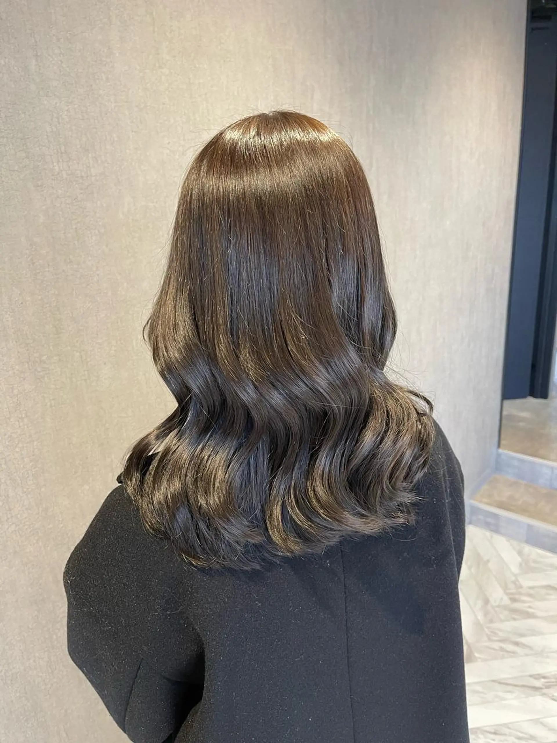 ロング カラー グレージュ オリーブグレージュ オリーブグレー more栄所属・透明感カラー/艶髪/ エクステ/HIROのヘアスタイル