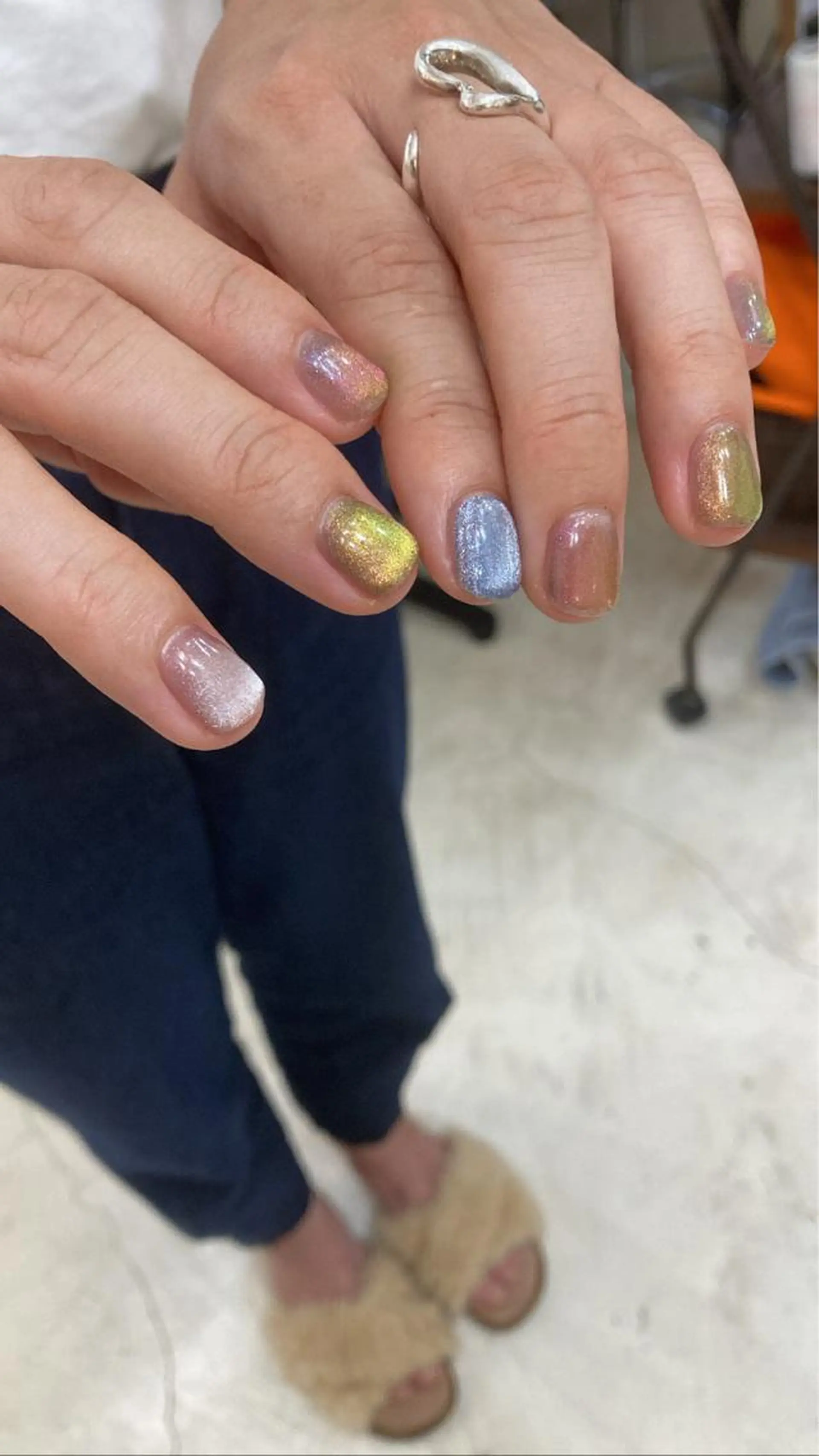 ネイル nailsalon　hue所属・小山 羽奈のネイルデザイン