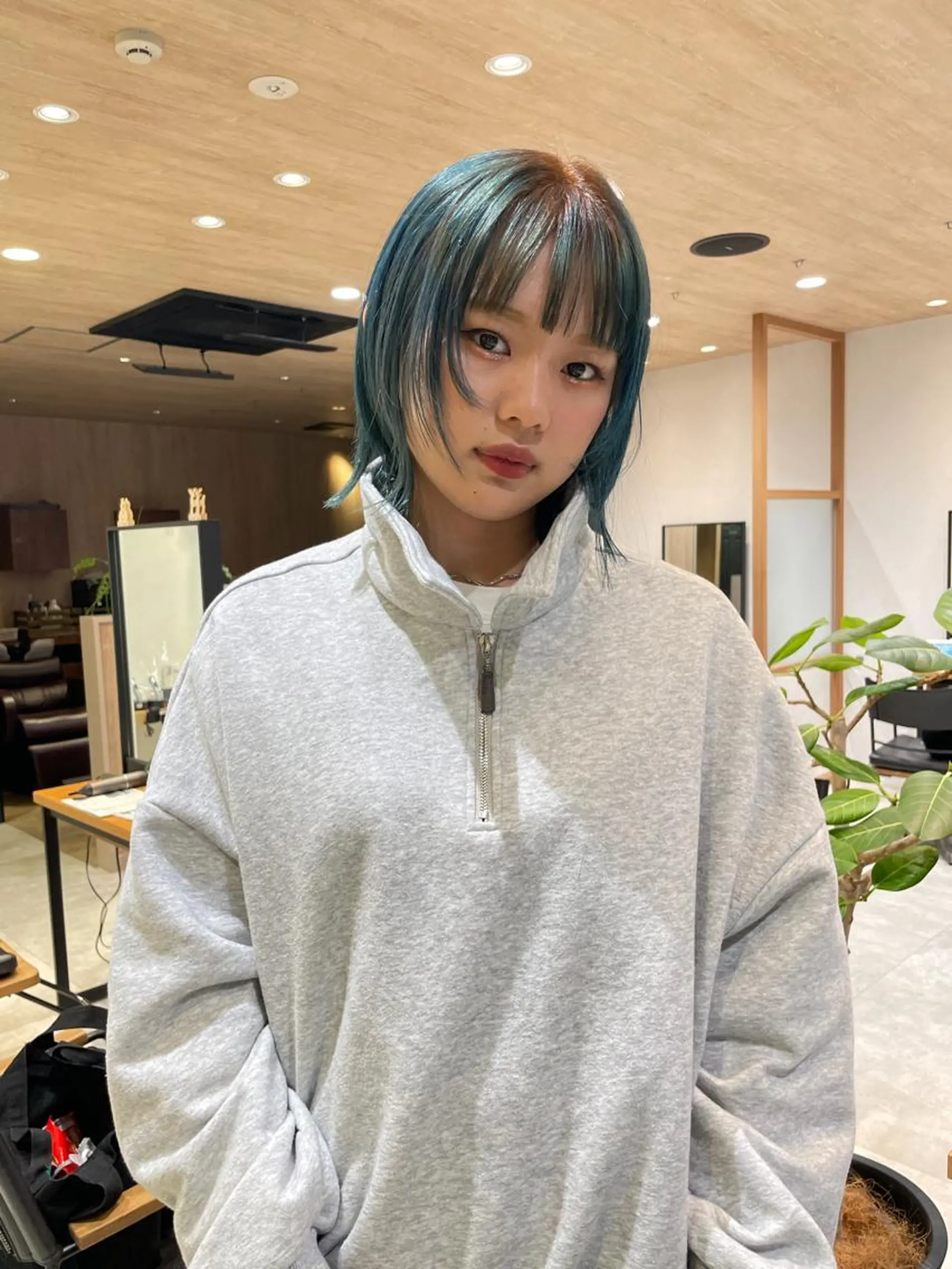 ショート カラー カット ヘアカラー 似合わせ レイヤー須川のヘアスタイル