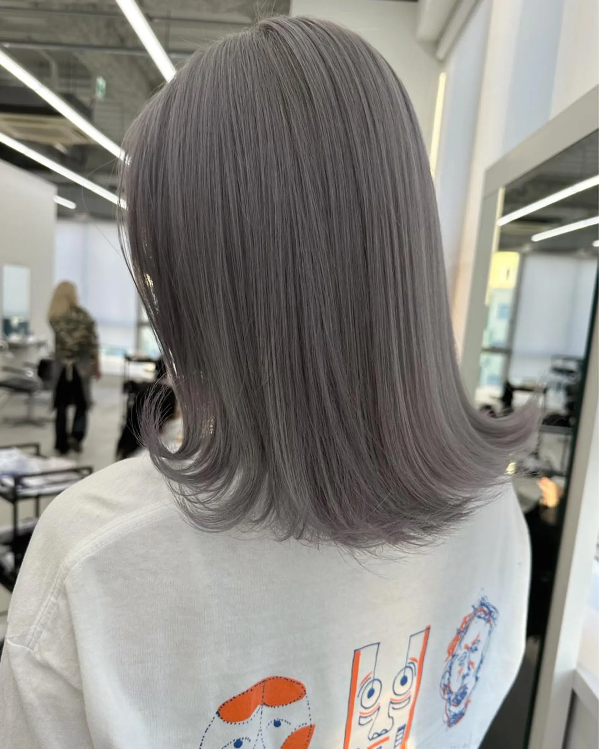 セミロング カラー LINOET名古屋所属・ダブルカラー🩶上村 純妃🩶名駅徒歩5分のヘアスタイル