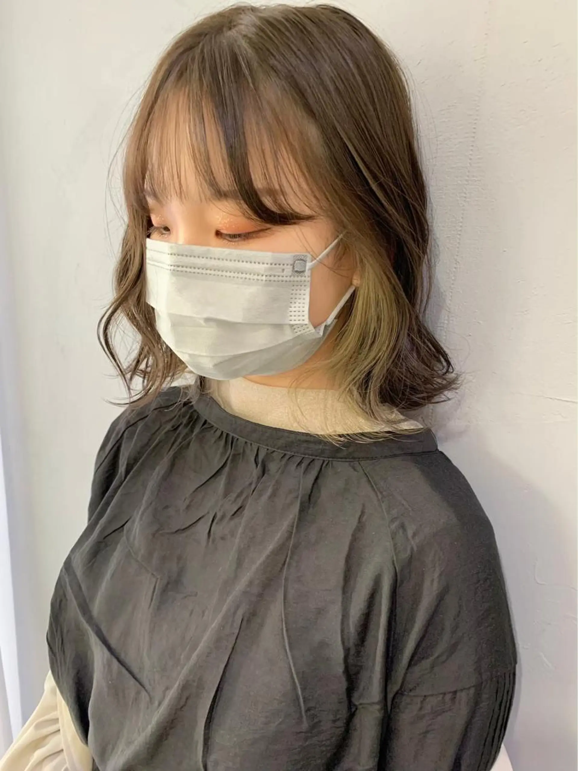 ミディアム アブアイ所属・🌈艶髪ハイトーン SENAのヘアスタイル