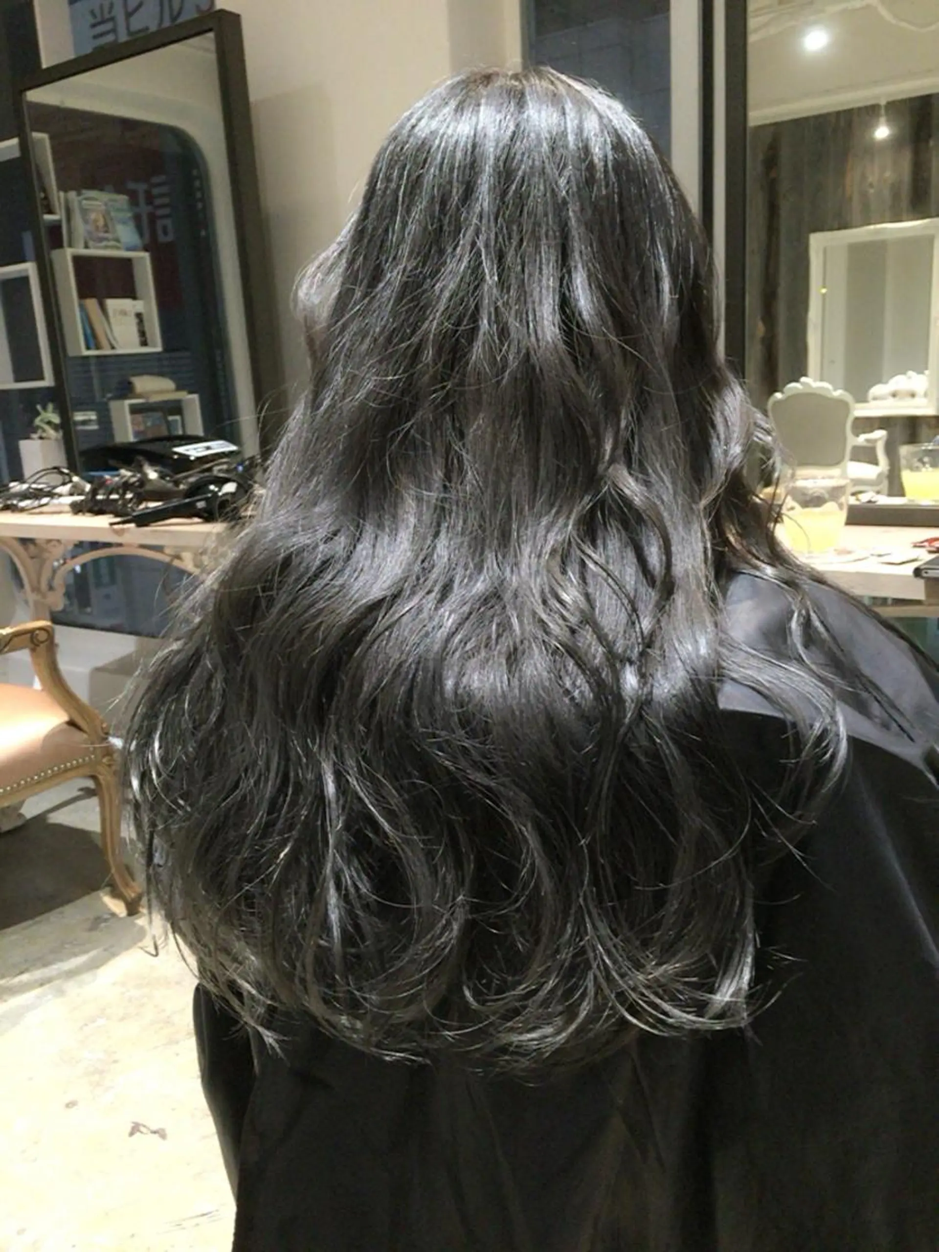 ショート ミディアム セミロング ロング カラー パーマ ヘアアレンジ メンズ グレージュ メンズハイトーン メンズバレイヤージュのヘアスタイル