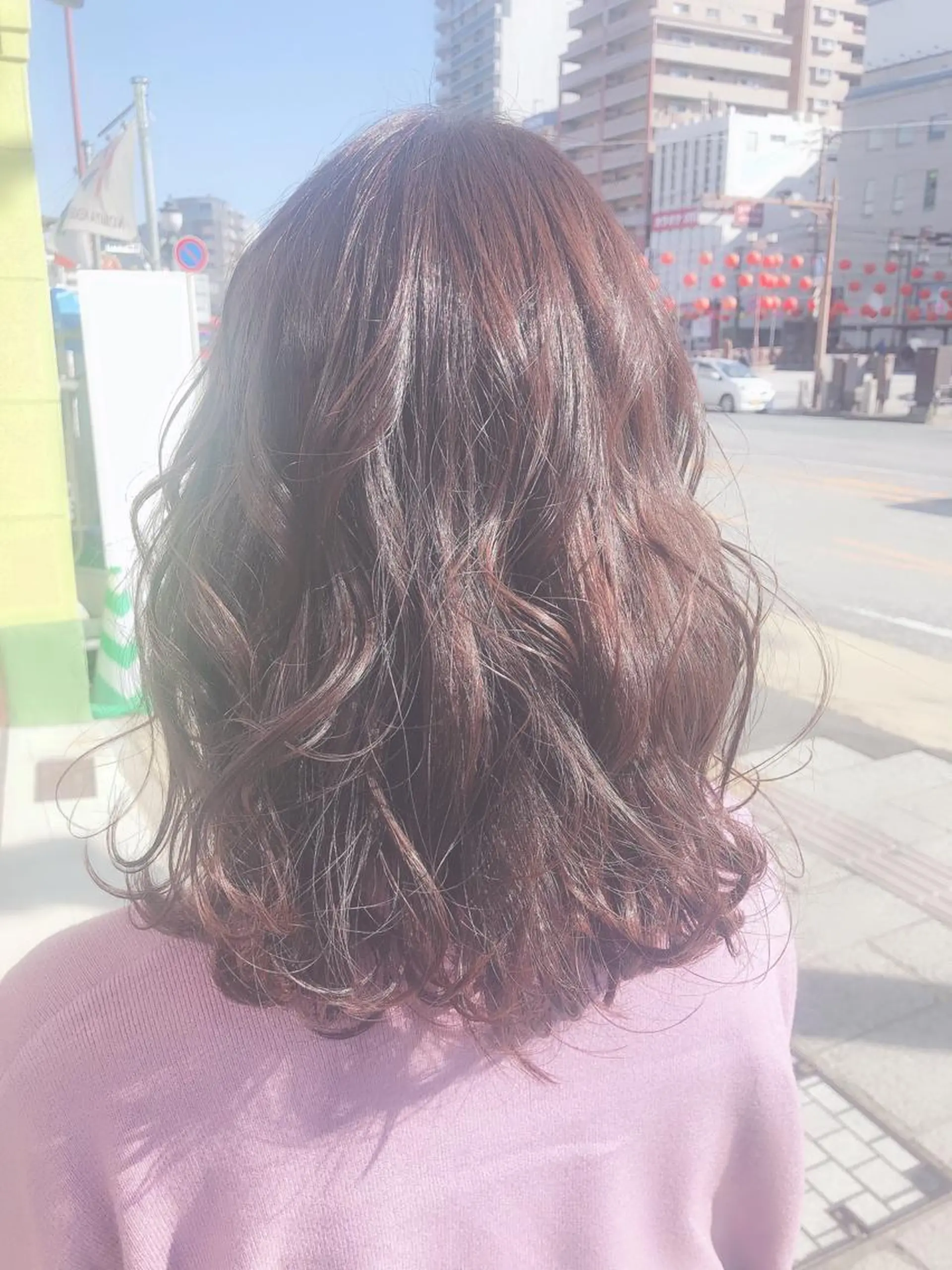 ミディアム カラー 西 めぐみのヘアスタイル