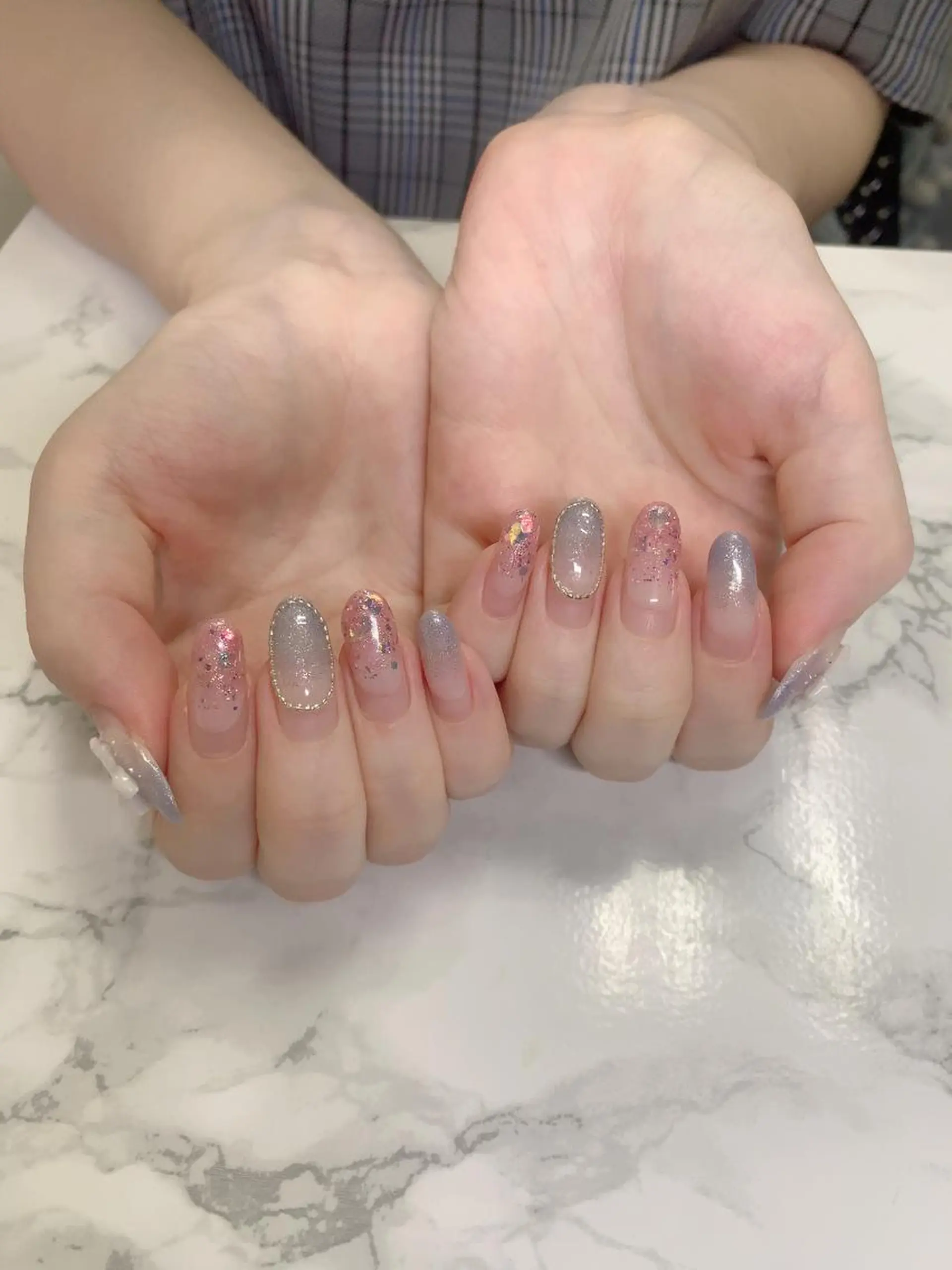 ネイル はな💎ネイル ワンホン、長さ出しのネイルデザイン