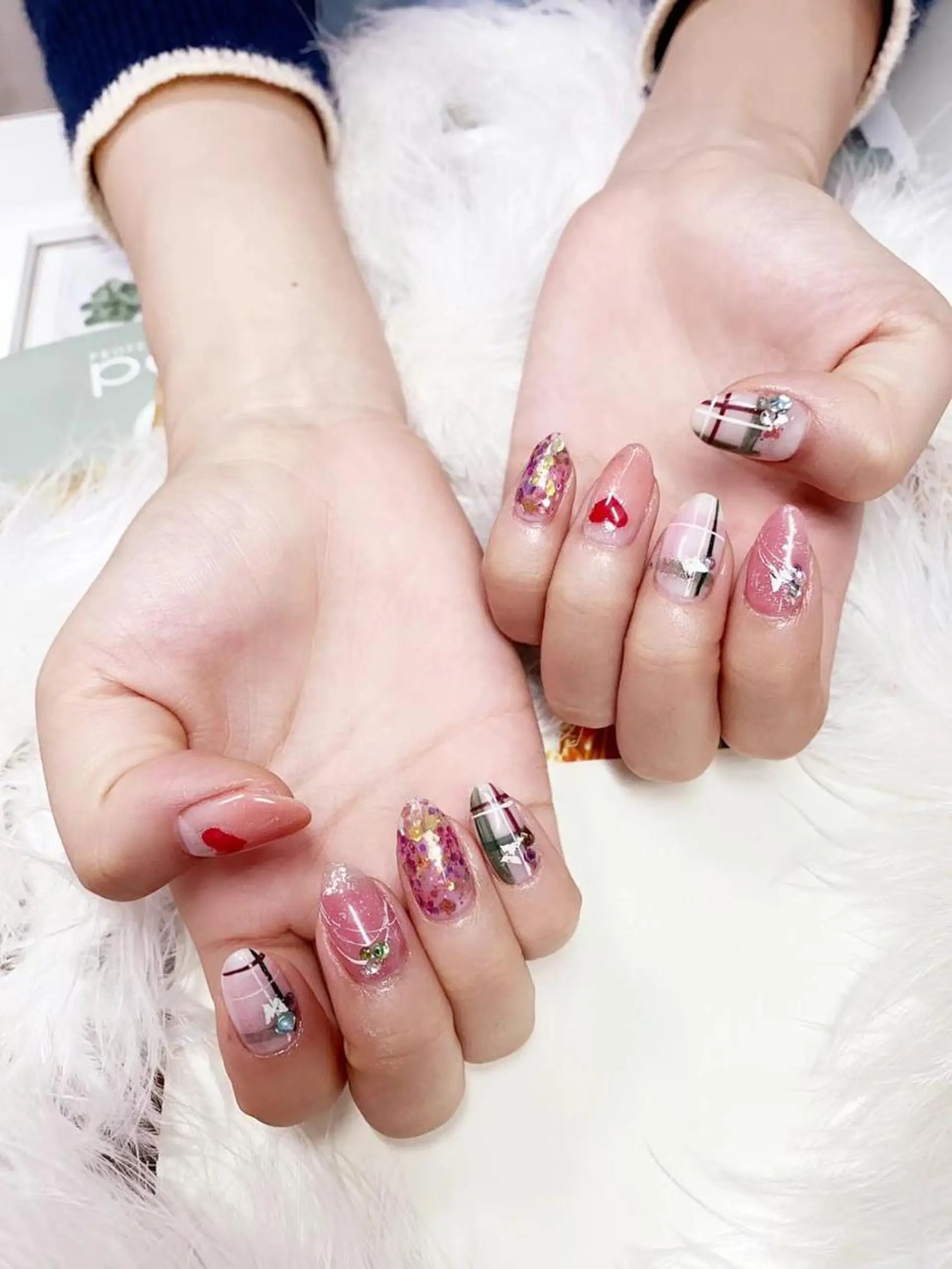 ネイル JOJOネイル所属・JOJO ネイルのネイルデザイン