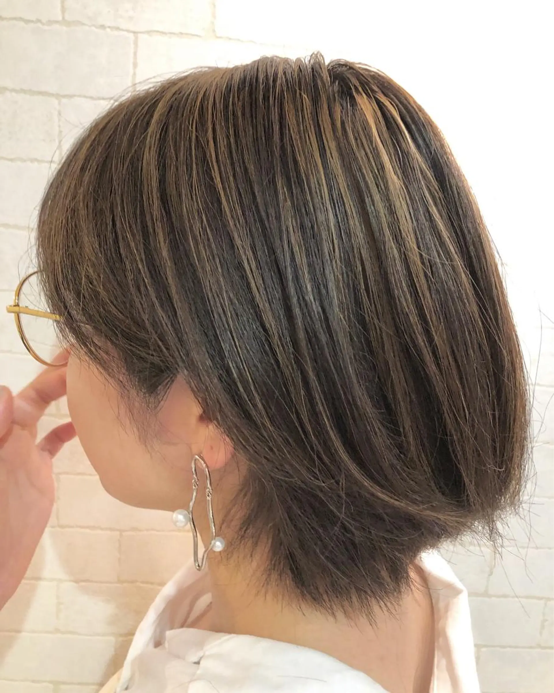 ショート カラー ハイライトカラー ハイライト 過去一の柔髪ヘア 🌿IVYjoureのヘアスタイル