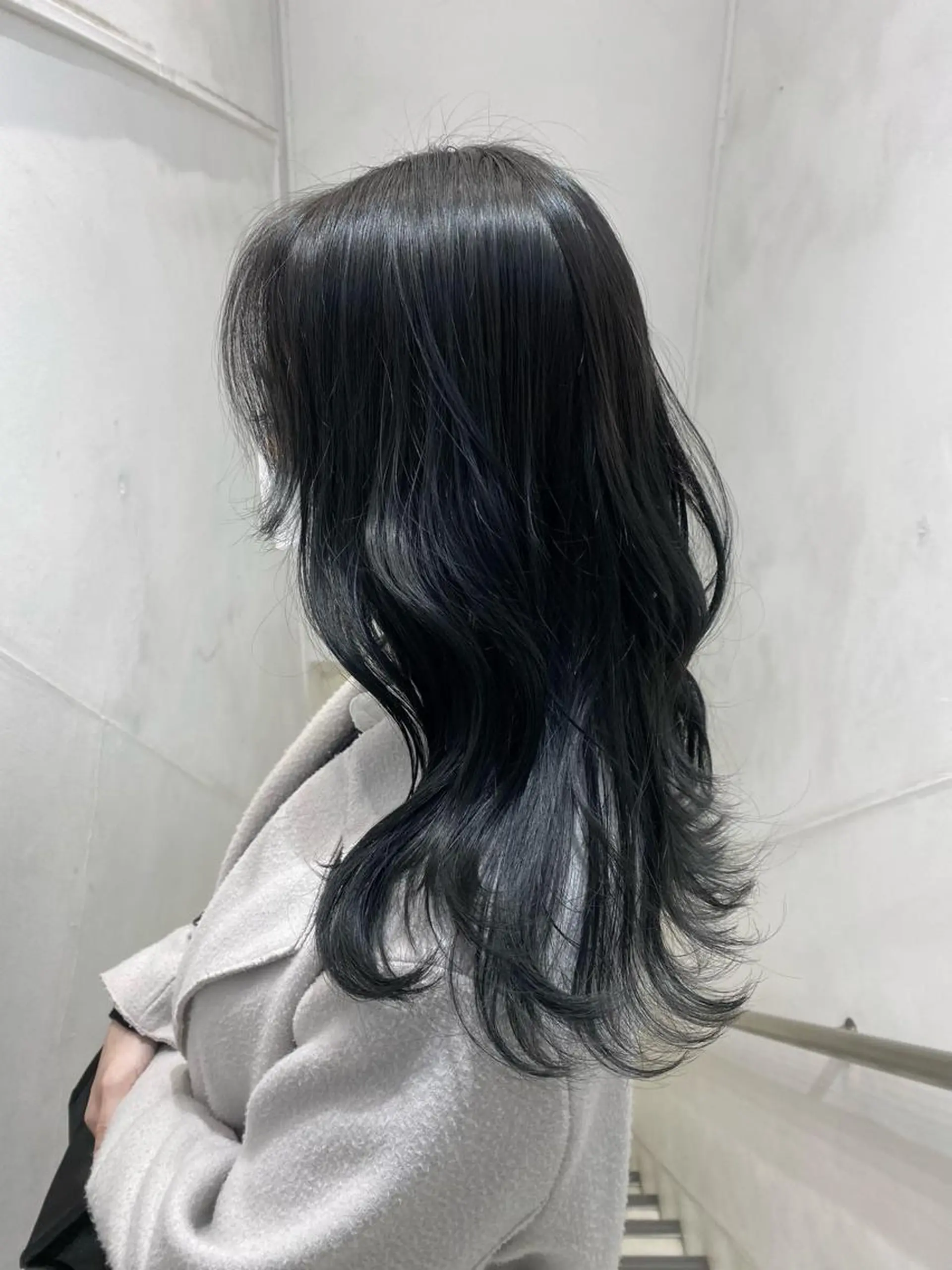 ロング カラー アッシュ ✨くびれスタイル✨️ 戸嶋穂乃香のヘアスタイル