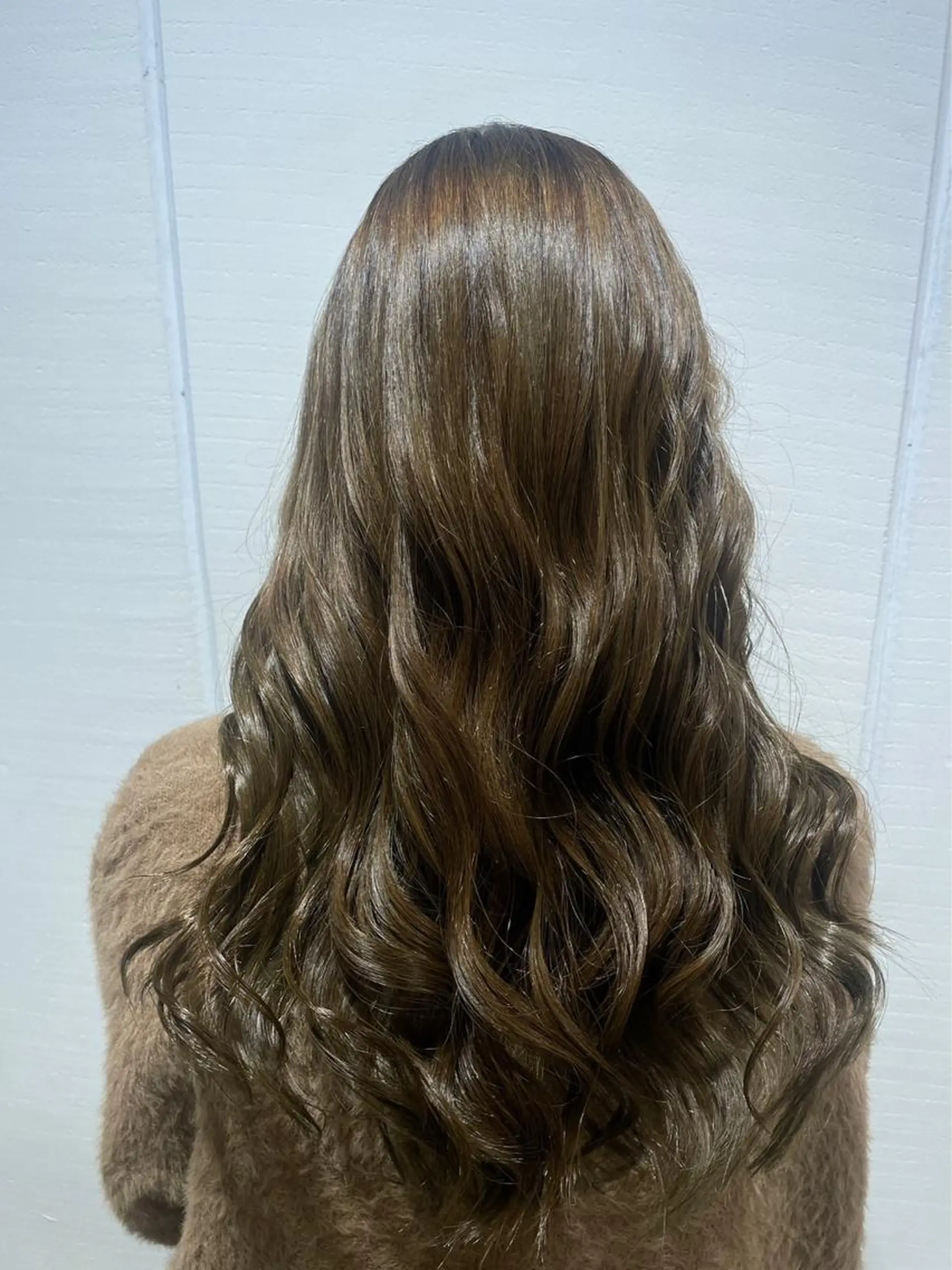 ロング カラー ベージュカラー オリーブベージュ カット ヘアカラー トリートメント 藤倉 翔平のヘアスタイル