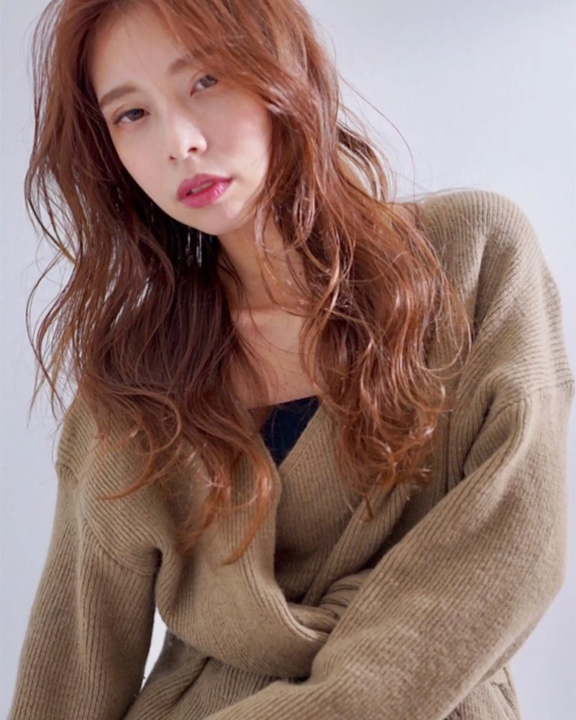 セミロング カラー ✨艶ブリーチカラー ✨四ノ宮裕己のヘアスタイル