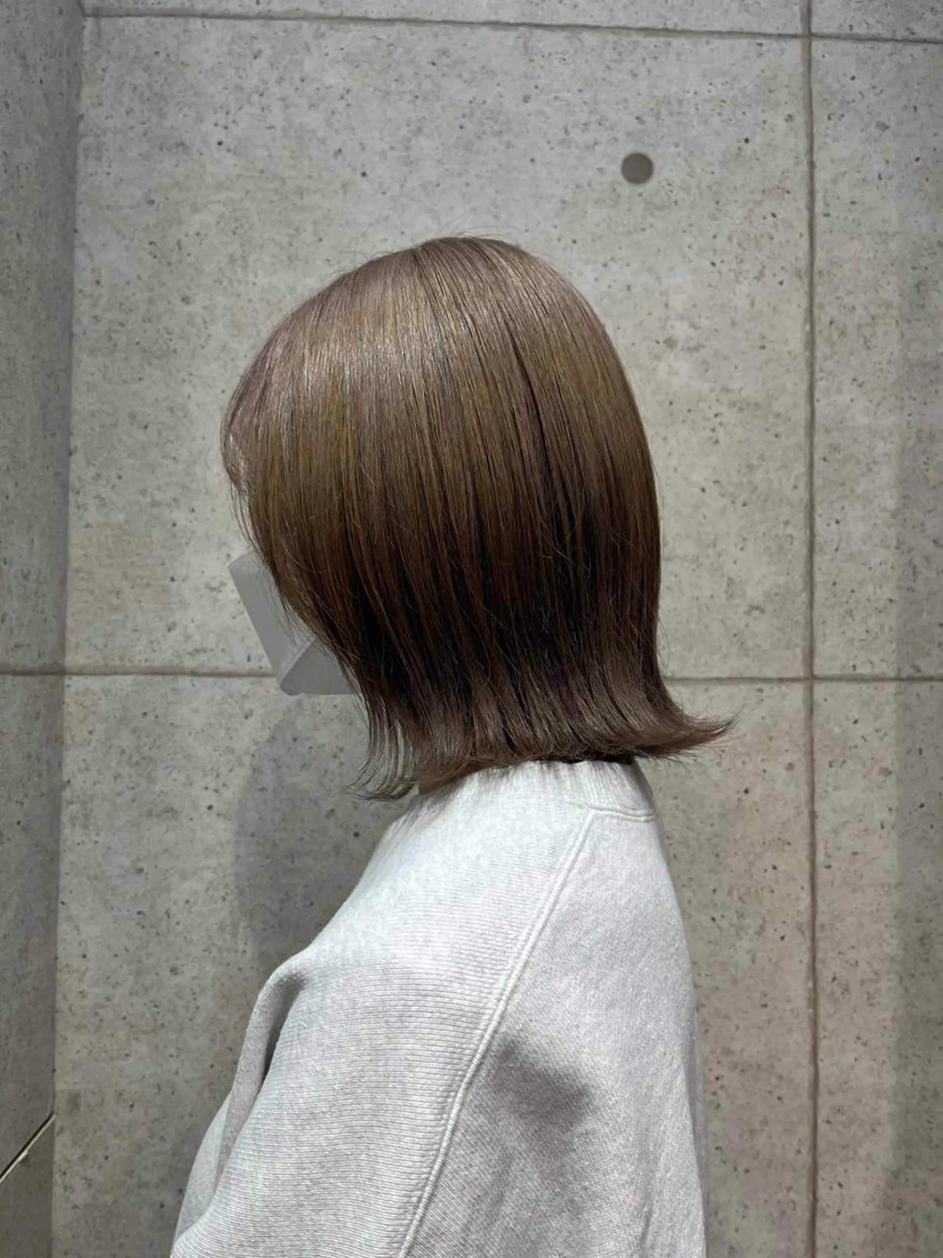 ミディアム カラー グレージュ ミルクティーグレージュ 【透明感カラー‎✨】 中島日菜のヘアスタイル