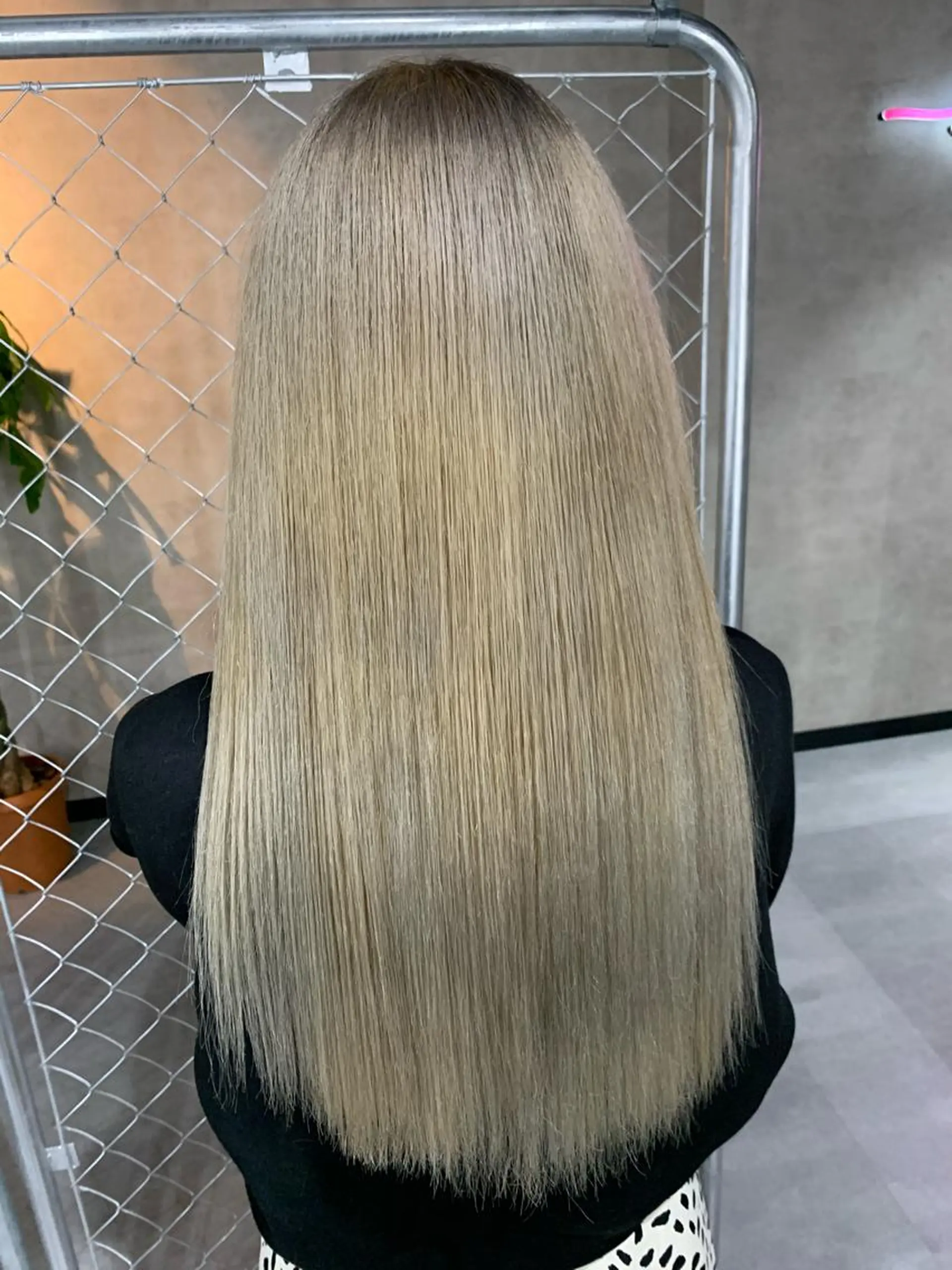 ロング トリートメント BuzZ所属・西村 雄二/エクステのヘアスタイル