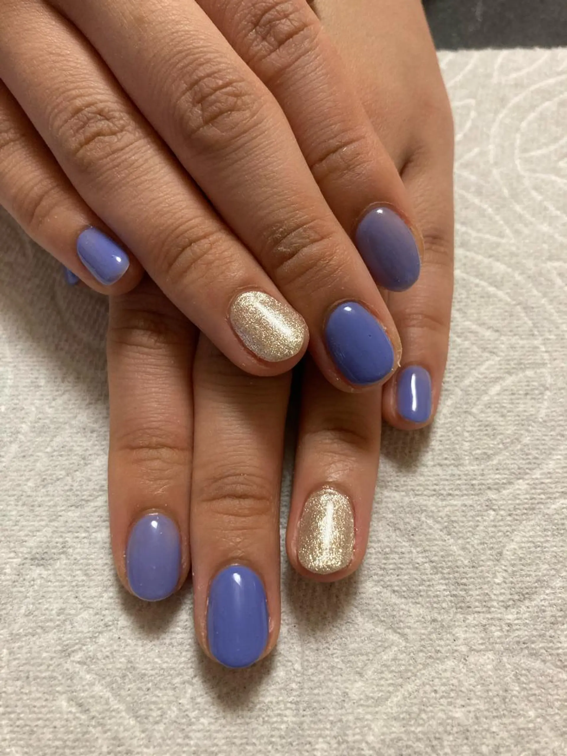 ネイル ECLAT エクラ所属・寺山 千鶴のネイルデザイン