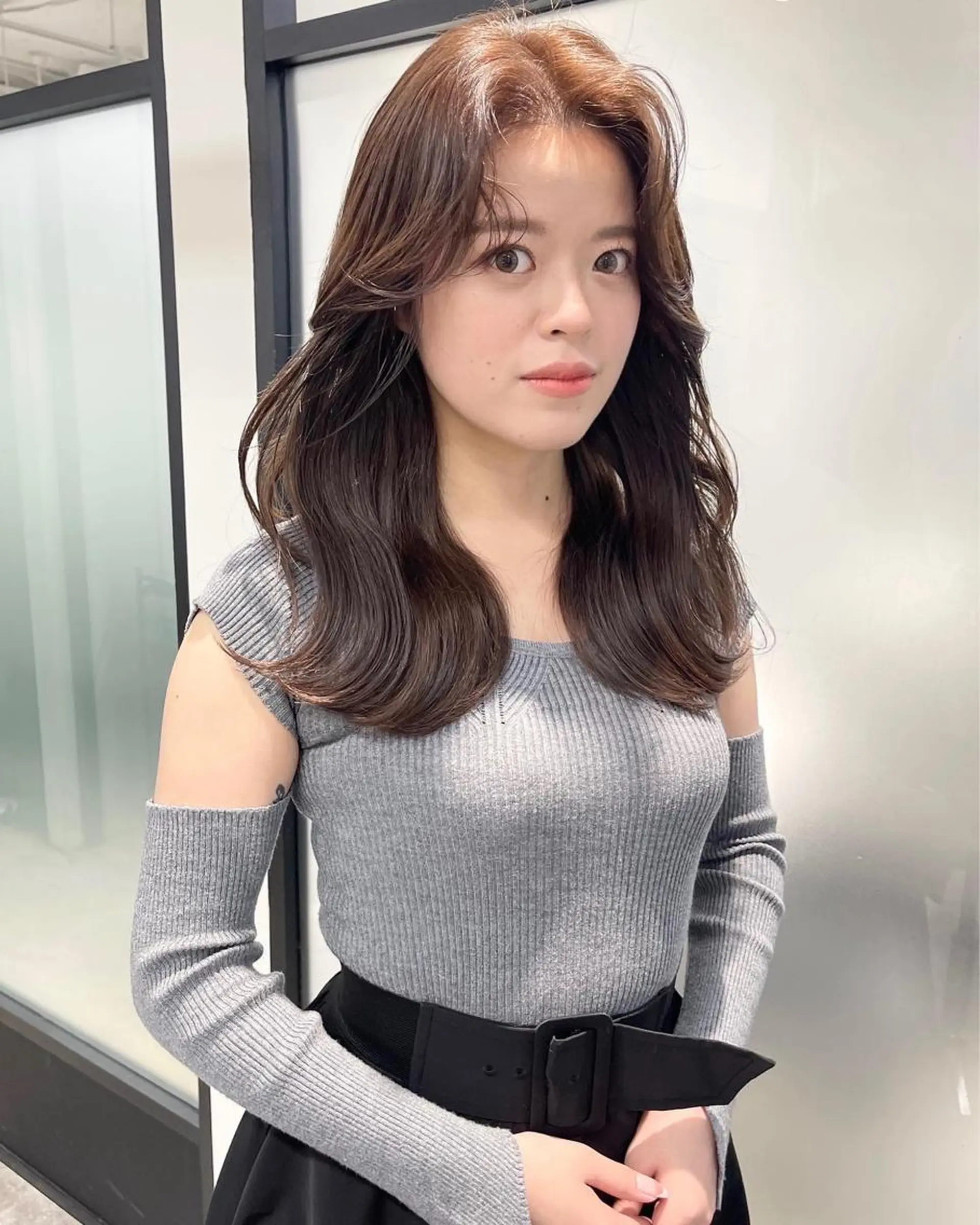 セミロング 韓国風ヘア レイヤーカット カット ヘアカラー トリートメント 韓国レイヤーカット 髪質改善▫️水野有真のヘアスタイル