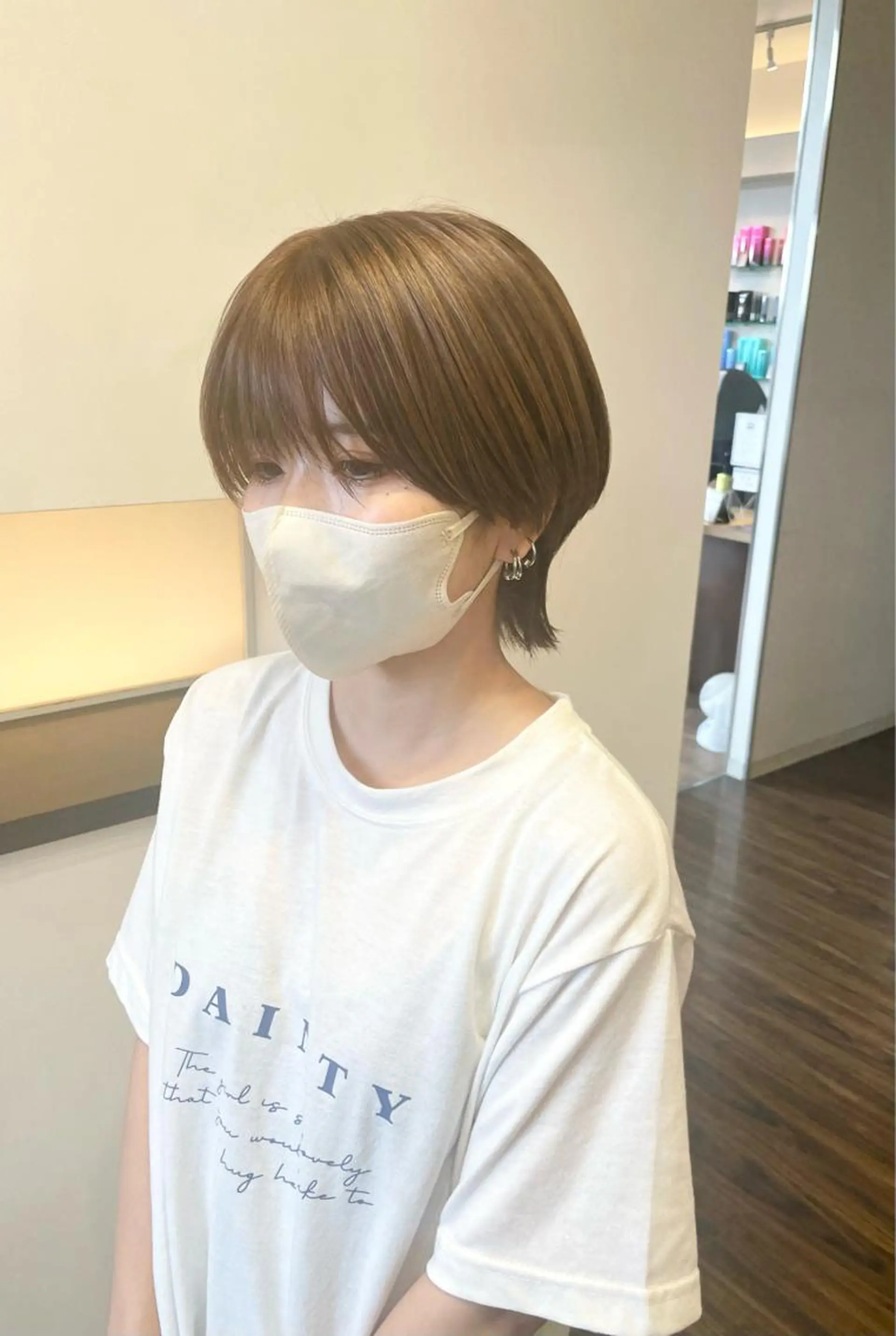 ショート カラー ウルフカット カット ヘアカラー トリートメント ダメージレスブリーチ HIROSHIのヘアスタイル