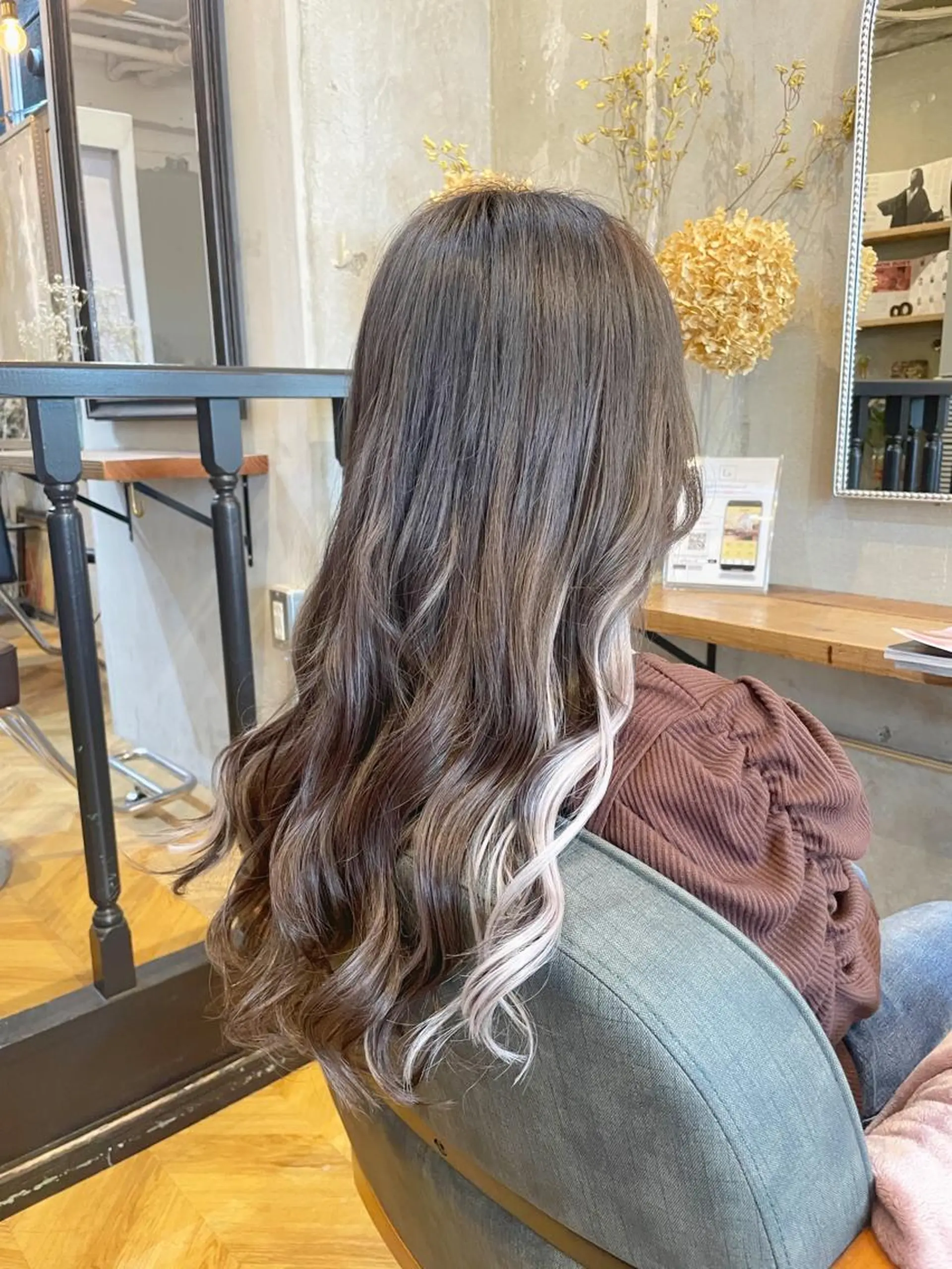 エクステ 服部 洋人のヘアスタイル