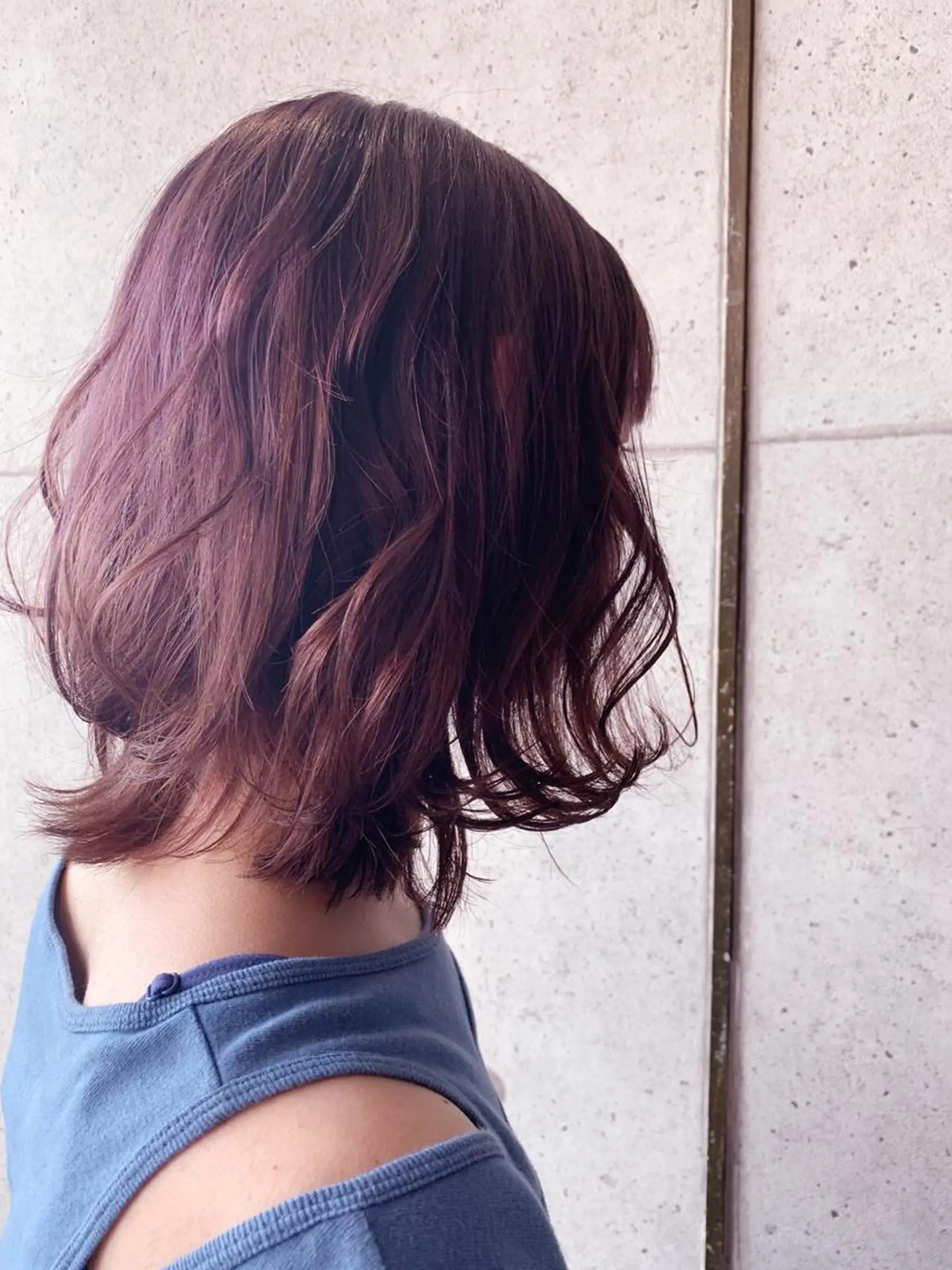 ミディアム カラー ピンクカラー バイオレットカラー 福森 みずきのヘアスタイル