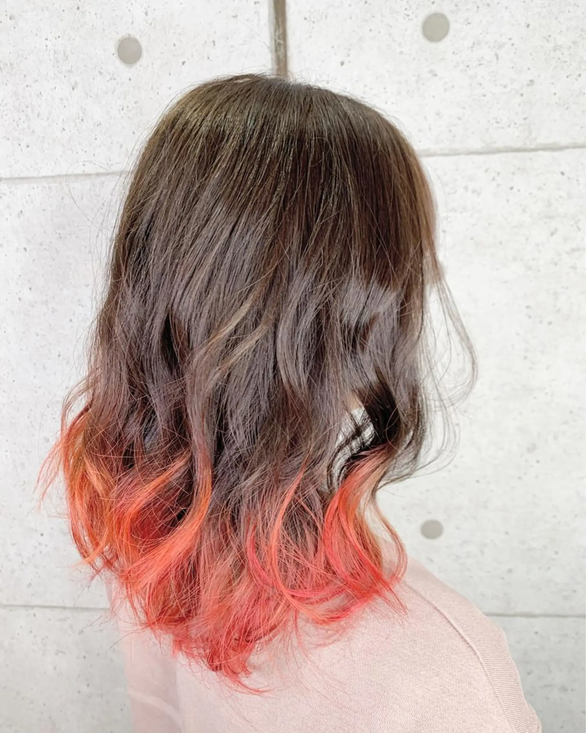 ミディアム カラー ブリーチ 福森 みずきのヘアスタイル