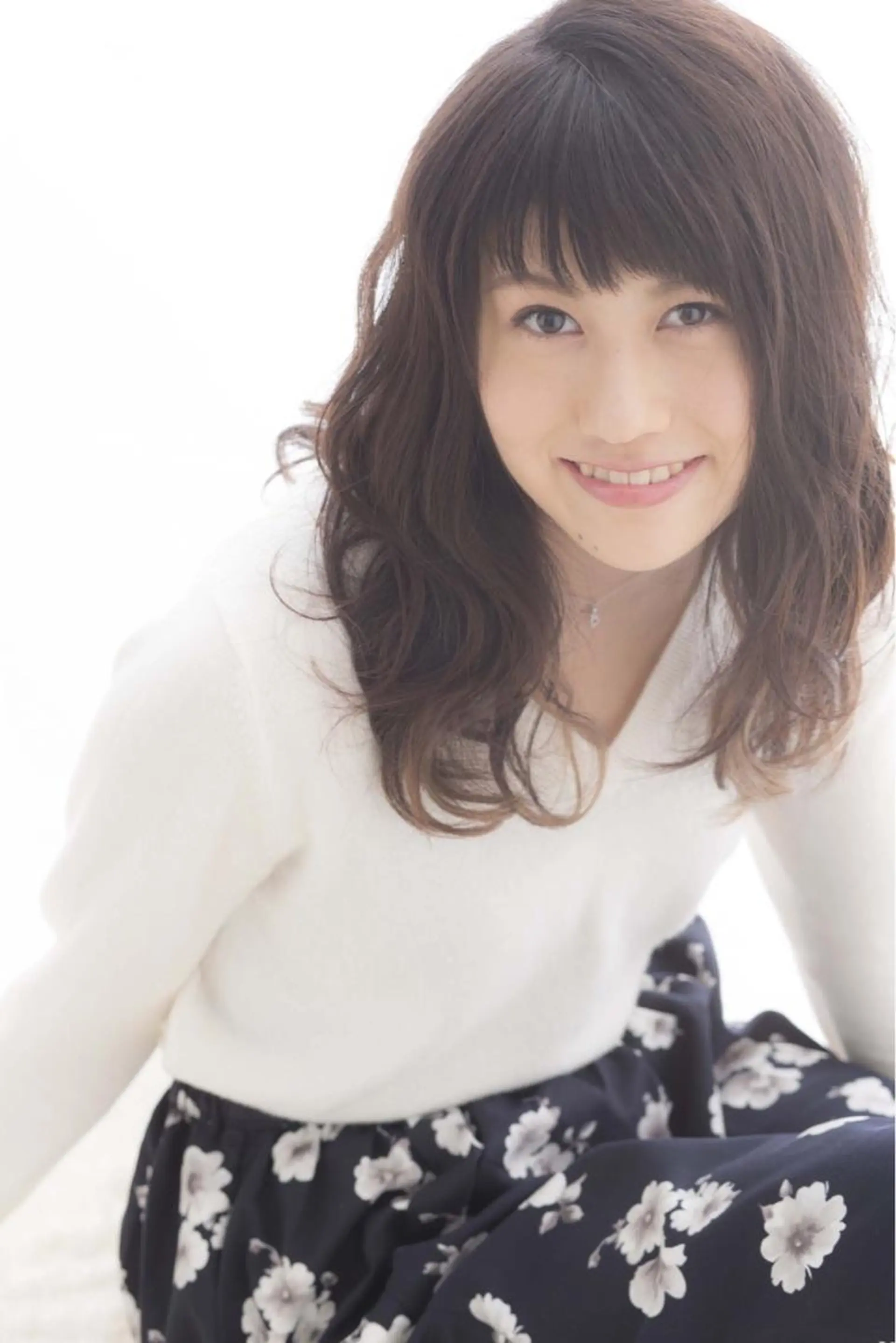 セミロング カラー パーマ 金崎 新吾のヘアスタイル