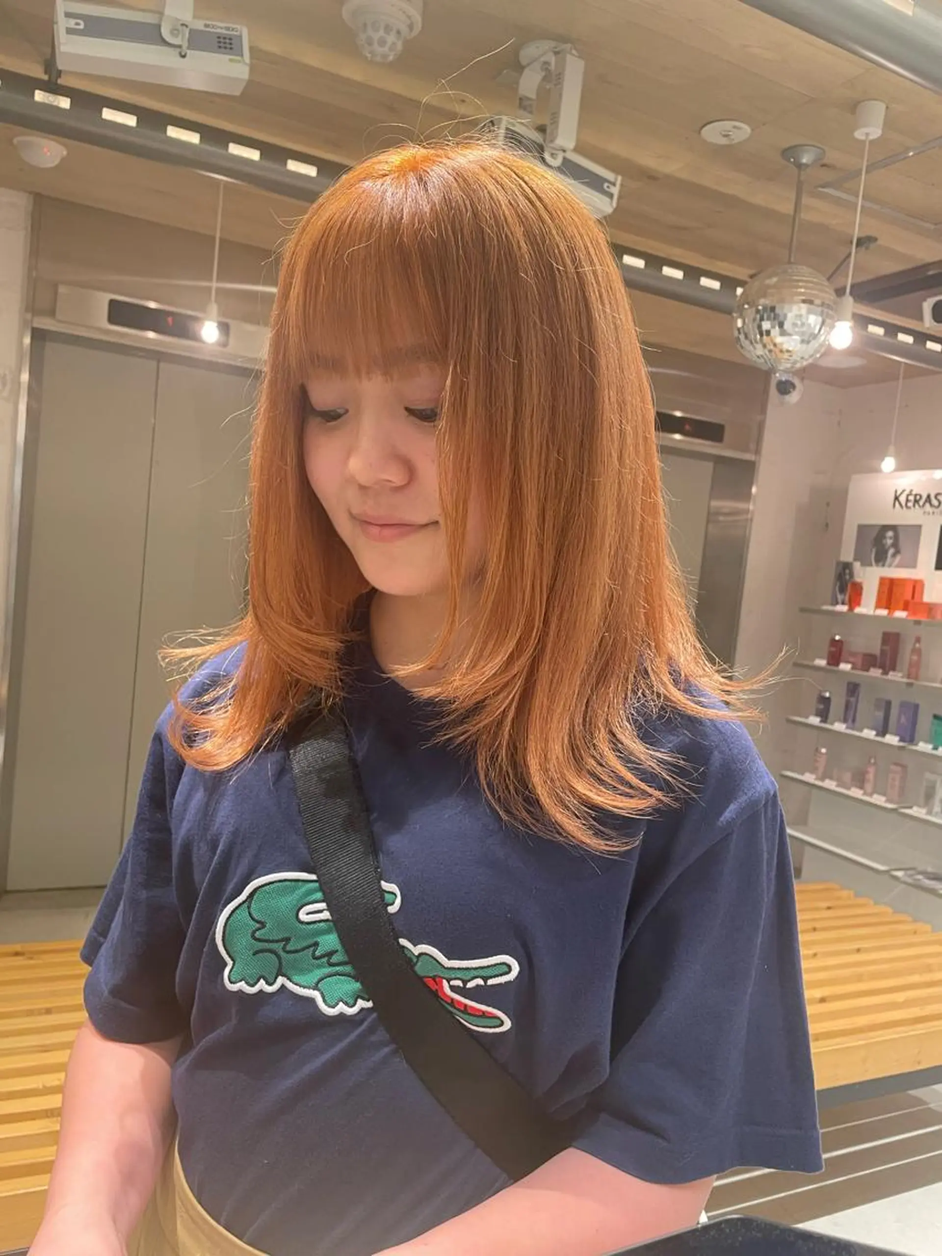 セミロング カラー 艶ハイトーン👑♡ NATSUKIのヘアスタイル