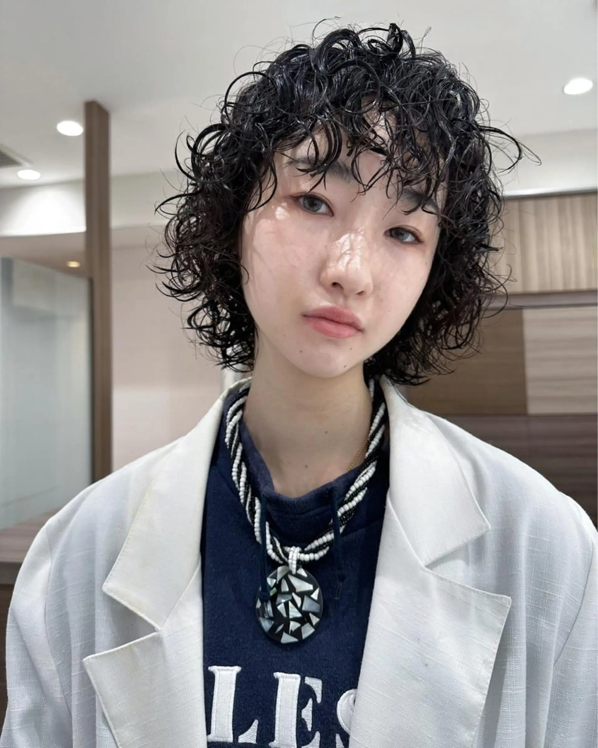 ミディアム パーマ ミディアムパーマ レイヤーカット hollo原宿所属・パーマ/ハイトーン 🎀Rumiのヘアスタイル