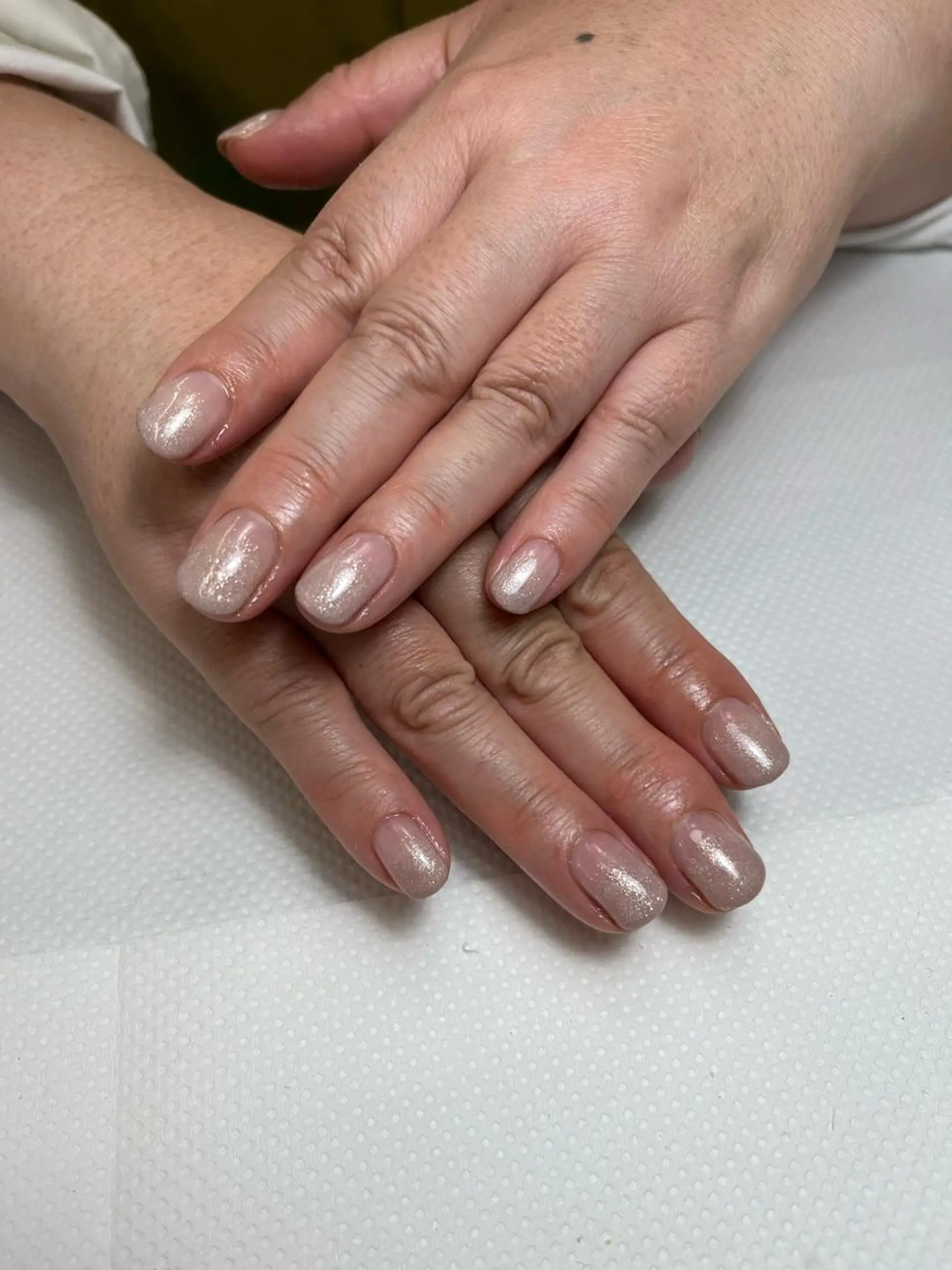 ネイル ラメ(グリッター) ピンク ピンクベージュ yamazoe 【MAXKELLY】のネイルデザイン