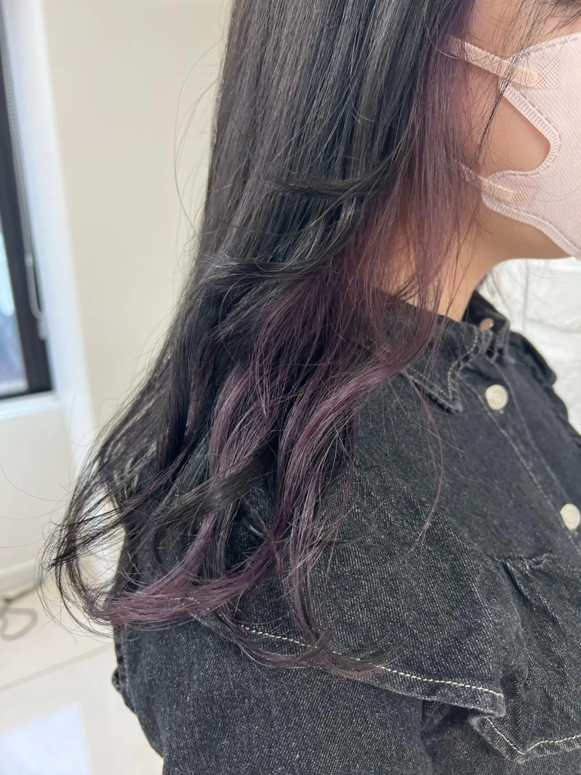 ロング カラー イヤリングカラー グレージュ ラベンダーカラー ラベンダーグレージュ ラベンダーグレー ヘアカラー トリートメント 【暖色カラー特化】 中山由梨のヘアスタイル