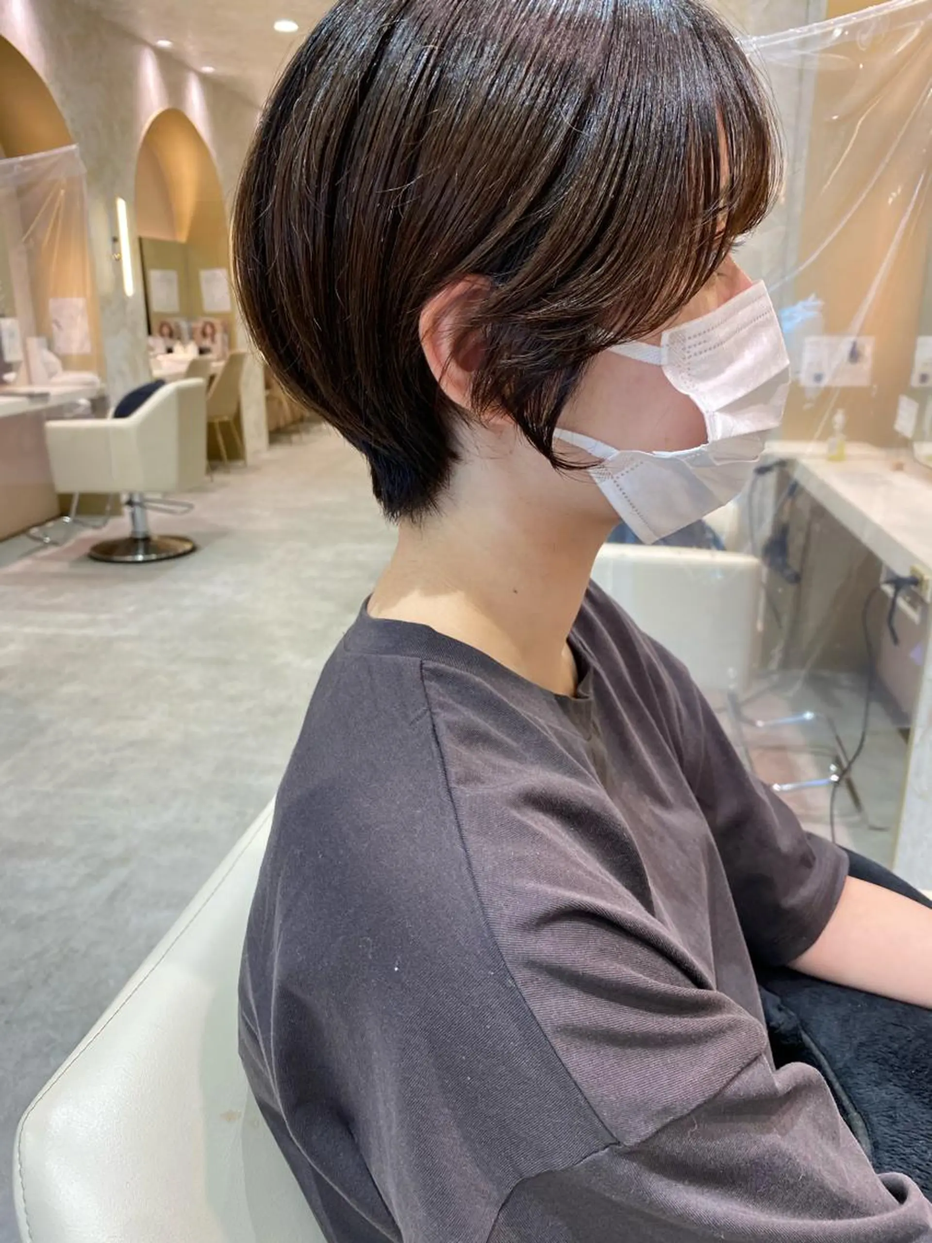 ショート カラー 店長/mao/ 前髪/顔周りカットのヘアスタイル