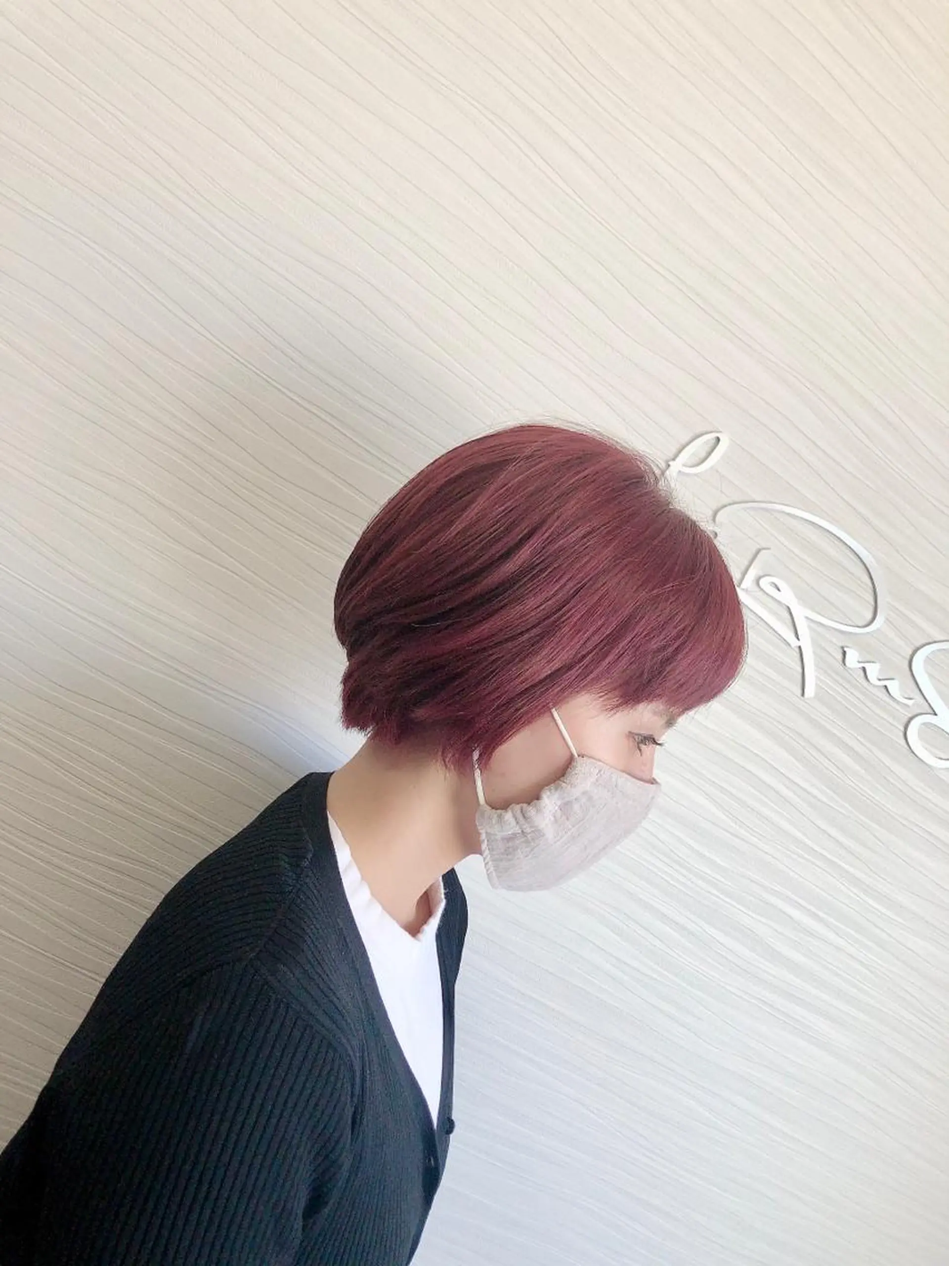 ショート カラー ブリーチ ヘアカラー トリートメント ヘッドスパ LaRmE Ayumi.のヘアスタイル