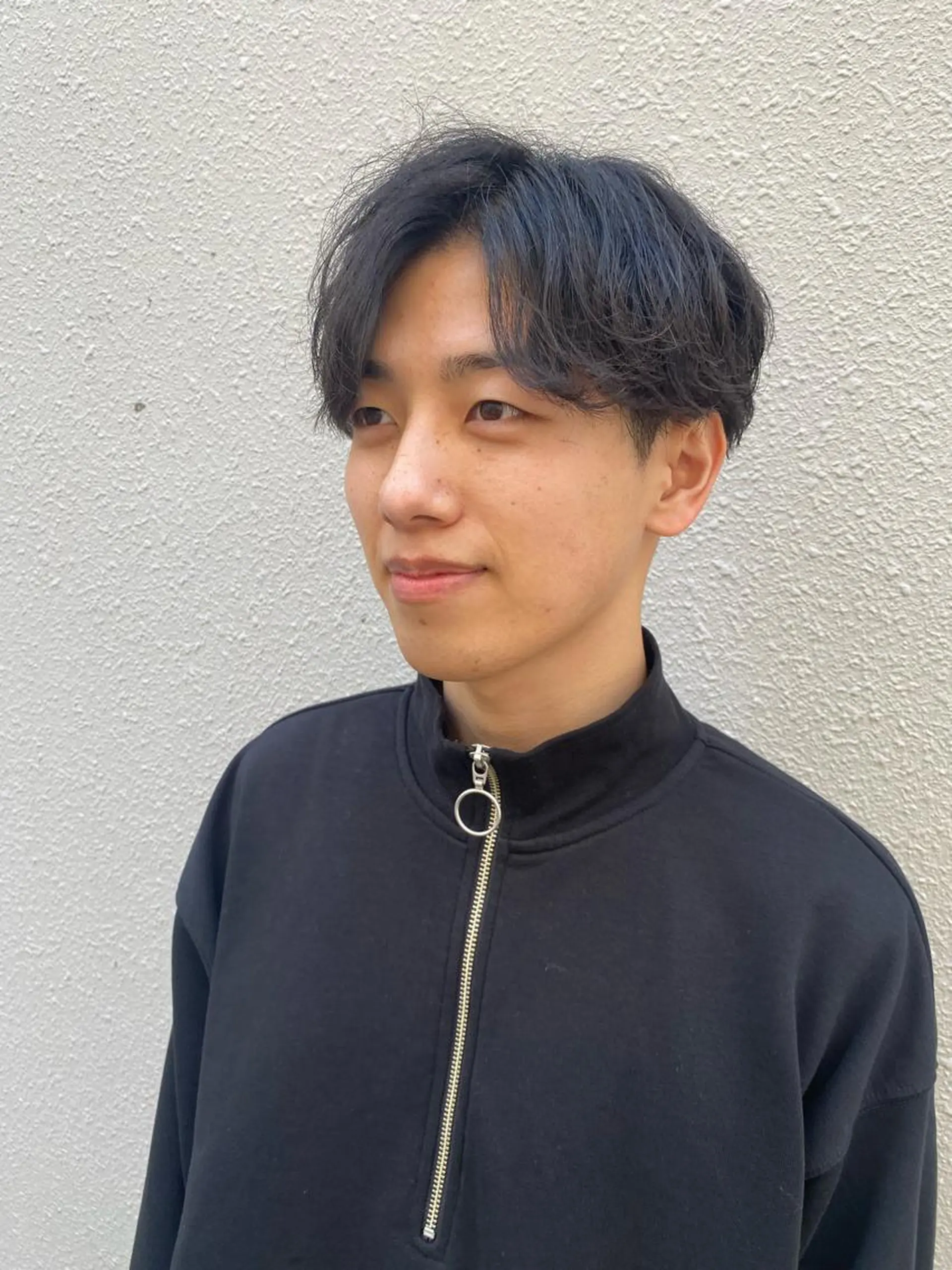 メンズ 柏のセンターパート のプロ関口 柊太のヘアスタイル