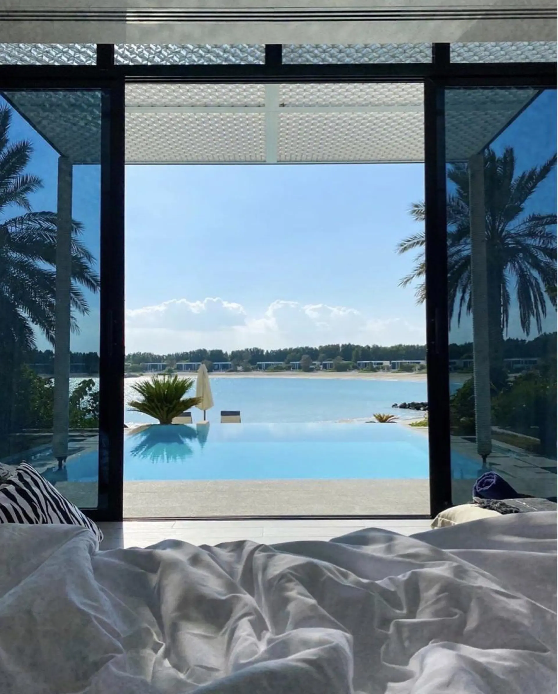 𝐘𝐎𝐒𝐇𝐈 𝐌𝐈🌞🏝のマツエク・マツパデザイン