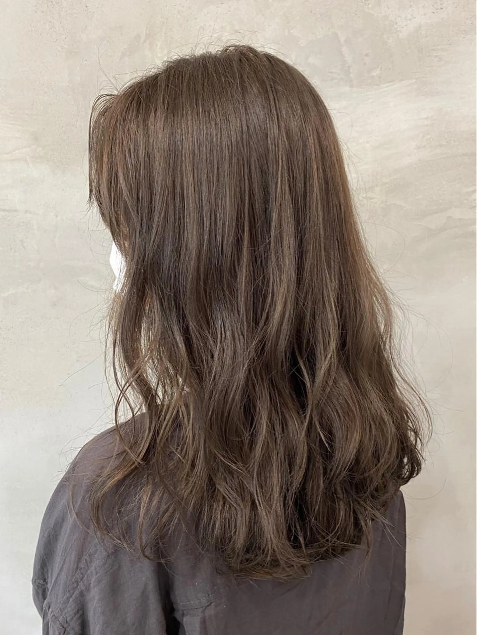 セミロング カラー ヘアカラー トリートメント 🫧透明感カラー🫧 OIKAWAのヘアスタイル